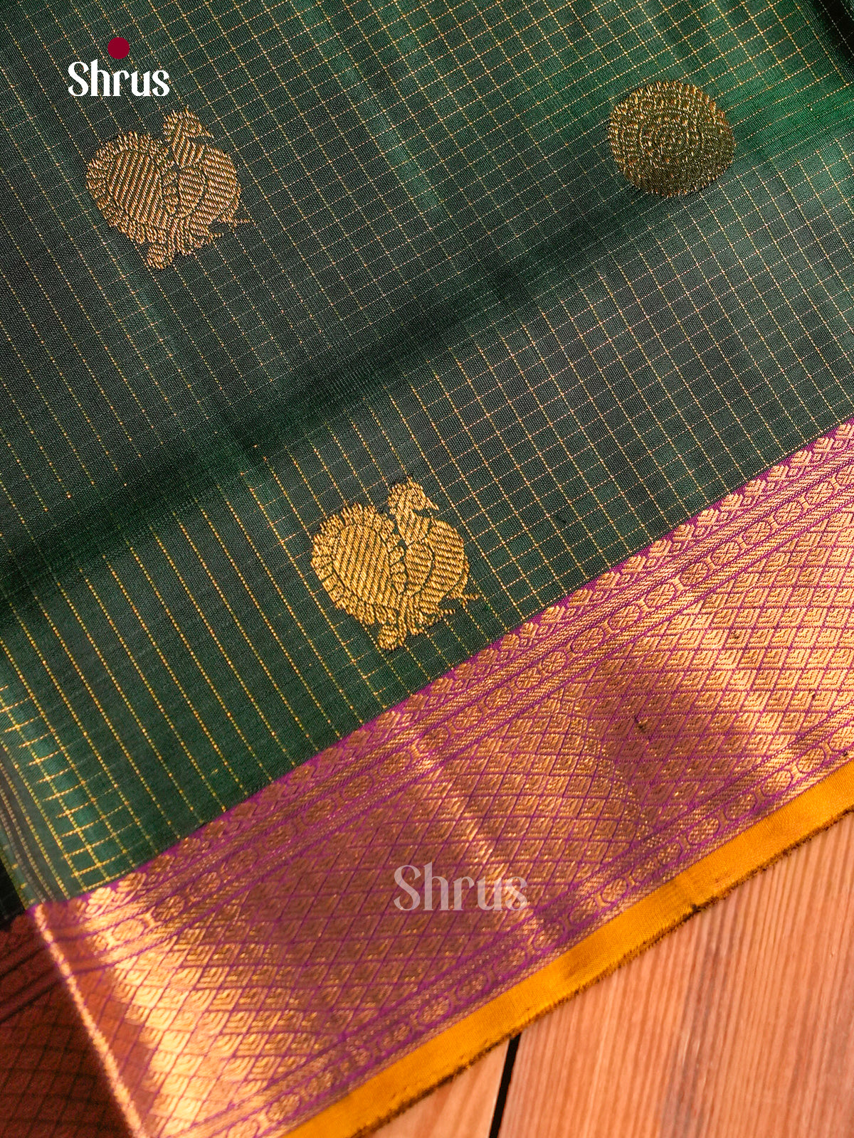 Beautiful Bottle Green 9Yards Kanchipuram Sarees With Intricate Checks & Buttas | Magenta Zari Border
