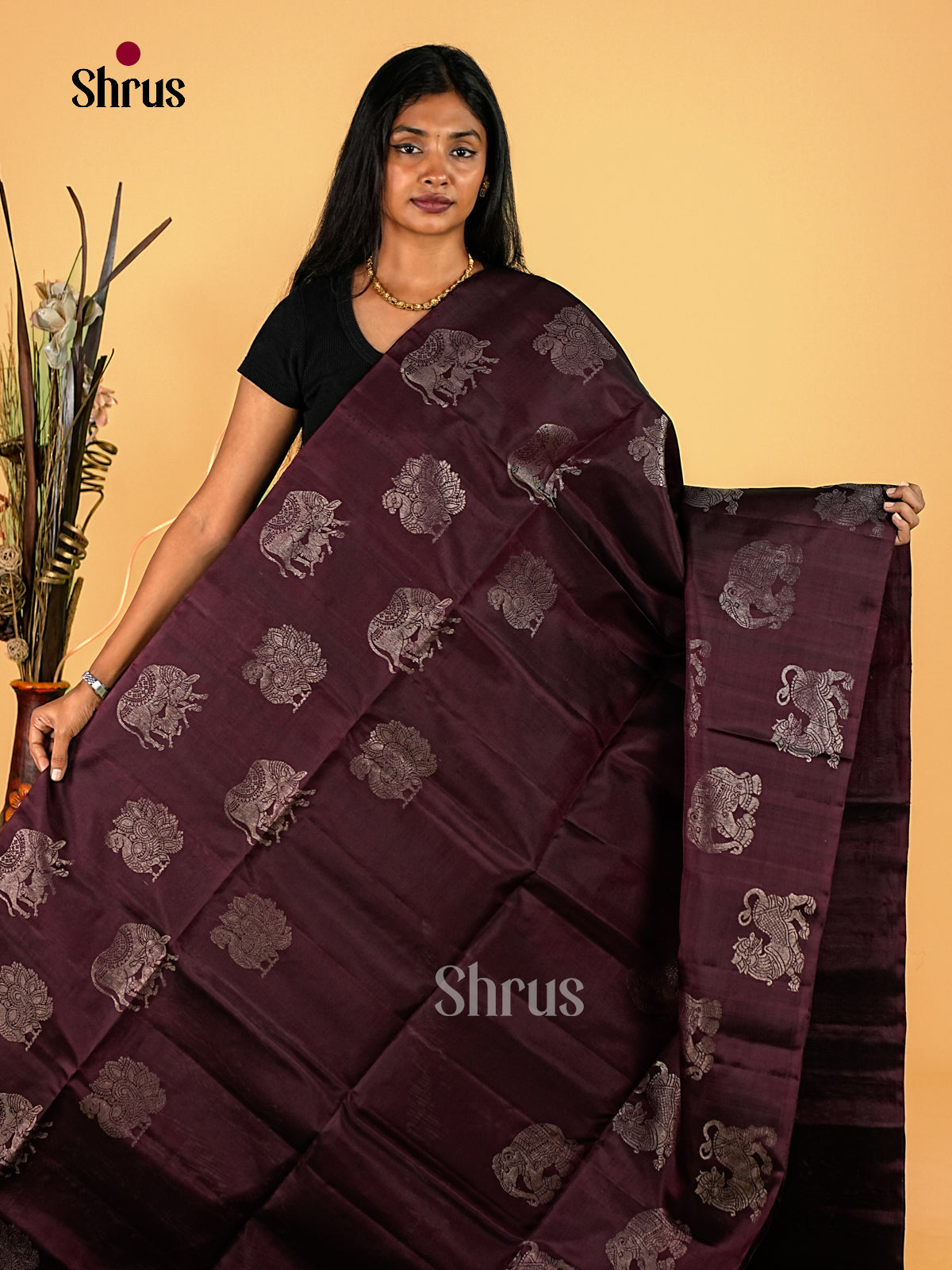 Beautiful Dark Plum Soft Silk Sarees With Silver Animal Motifs & Zari Woven Lines & Bands Pallu 1