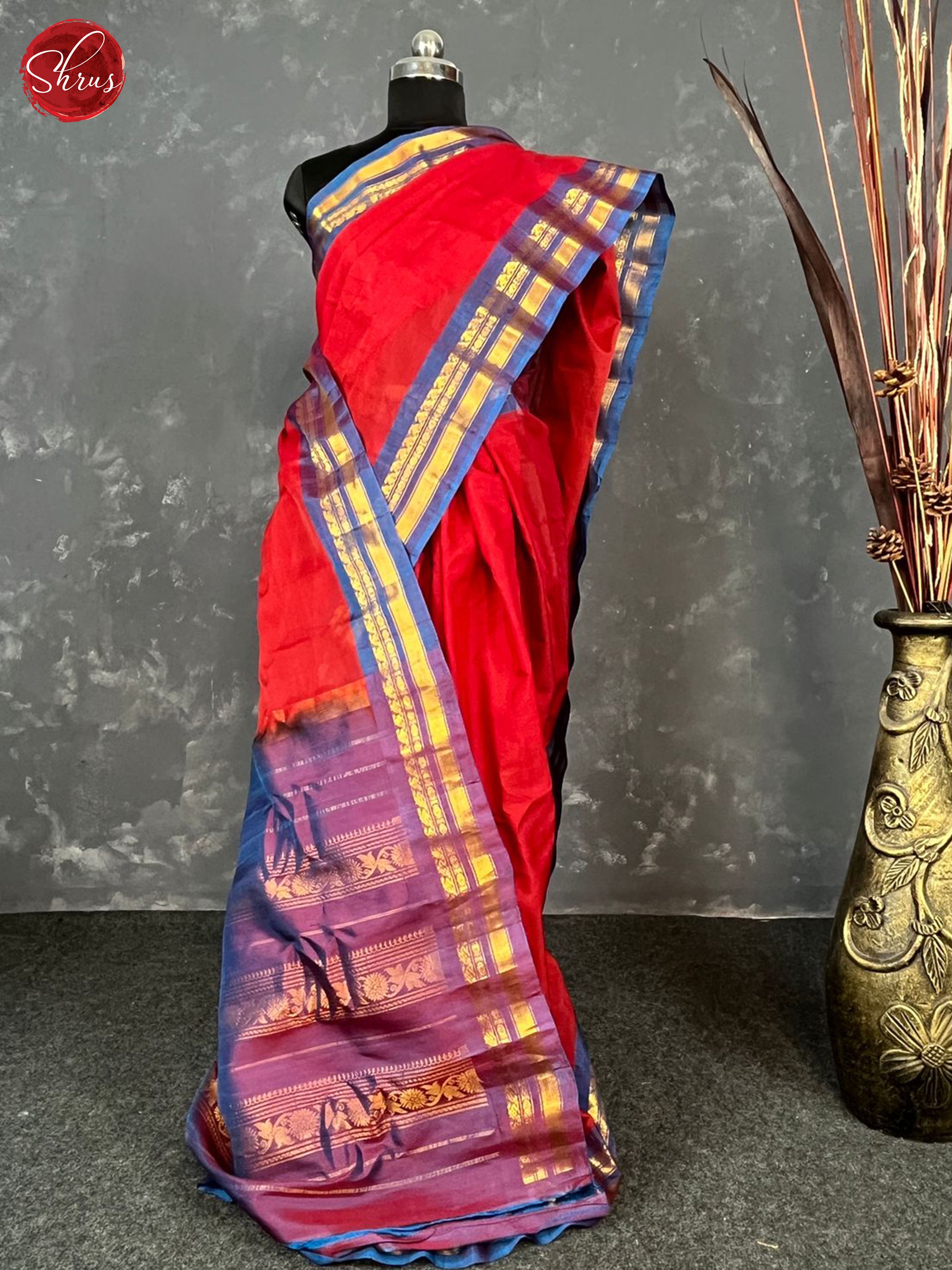 Red & Blue - Gadwal Silk Cotton Saree - Shop on ShrusEternity.com