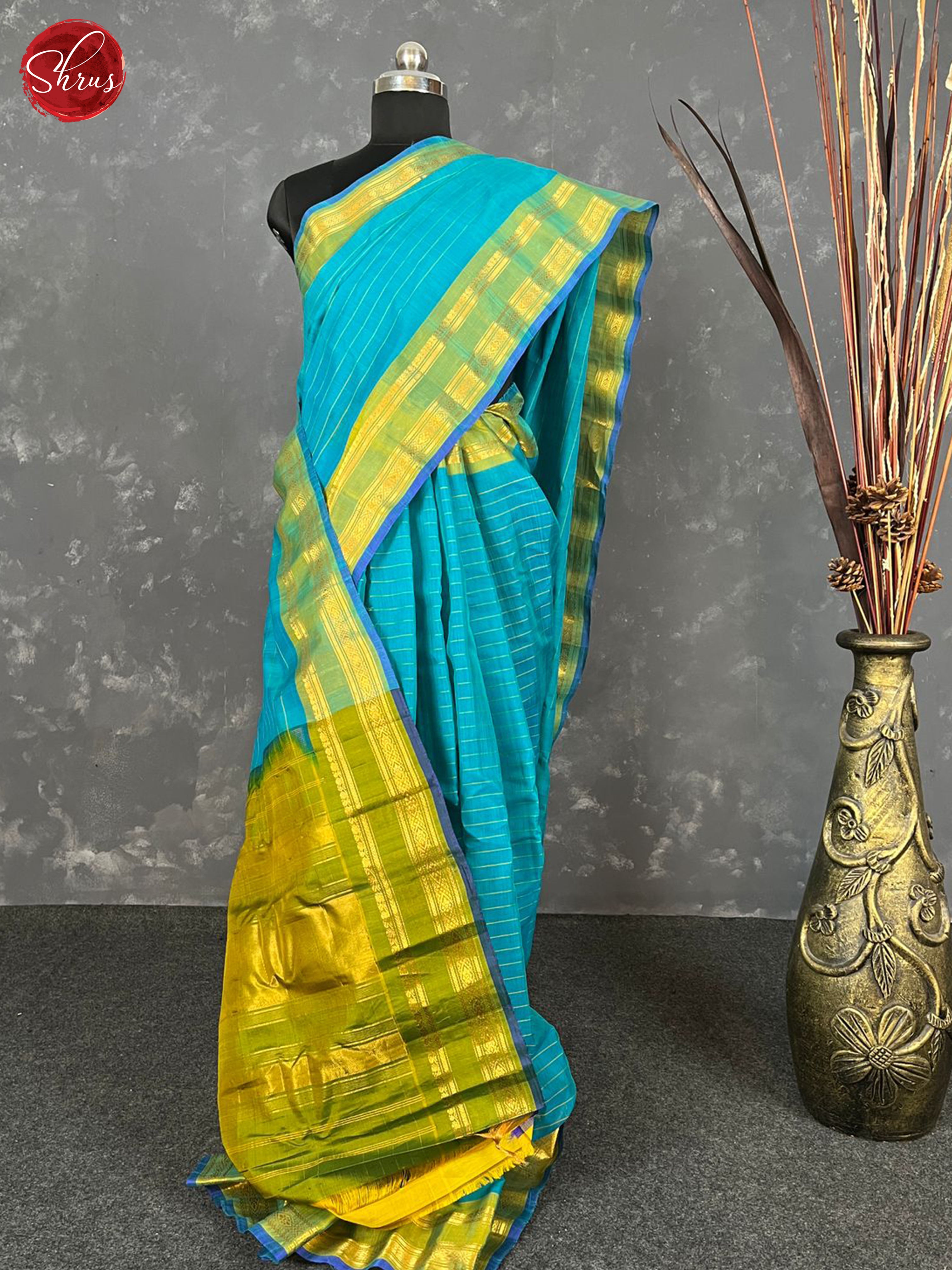 Blue & Manthulir Green - Gadwal Silk Cotton Saree - Shop on ShrusEternity.com