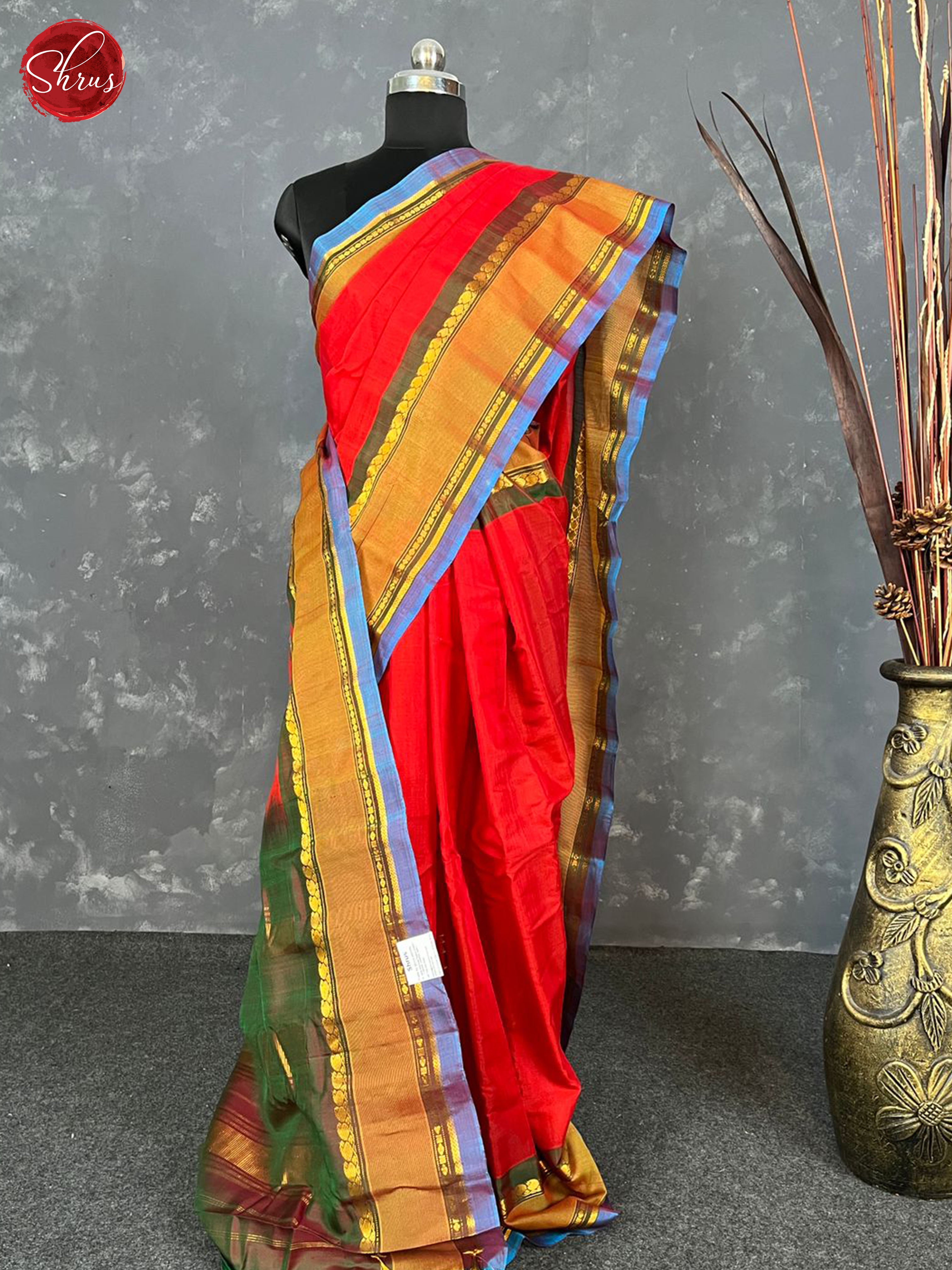 Red & Green - Gadwal Silk Cotton Saree - Shop on ShrusEternity.com