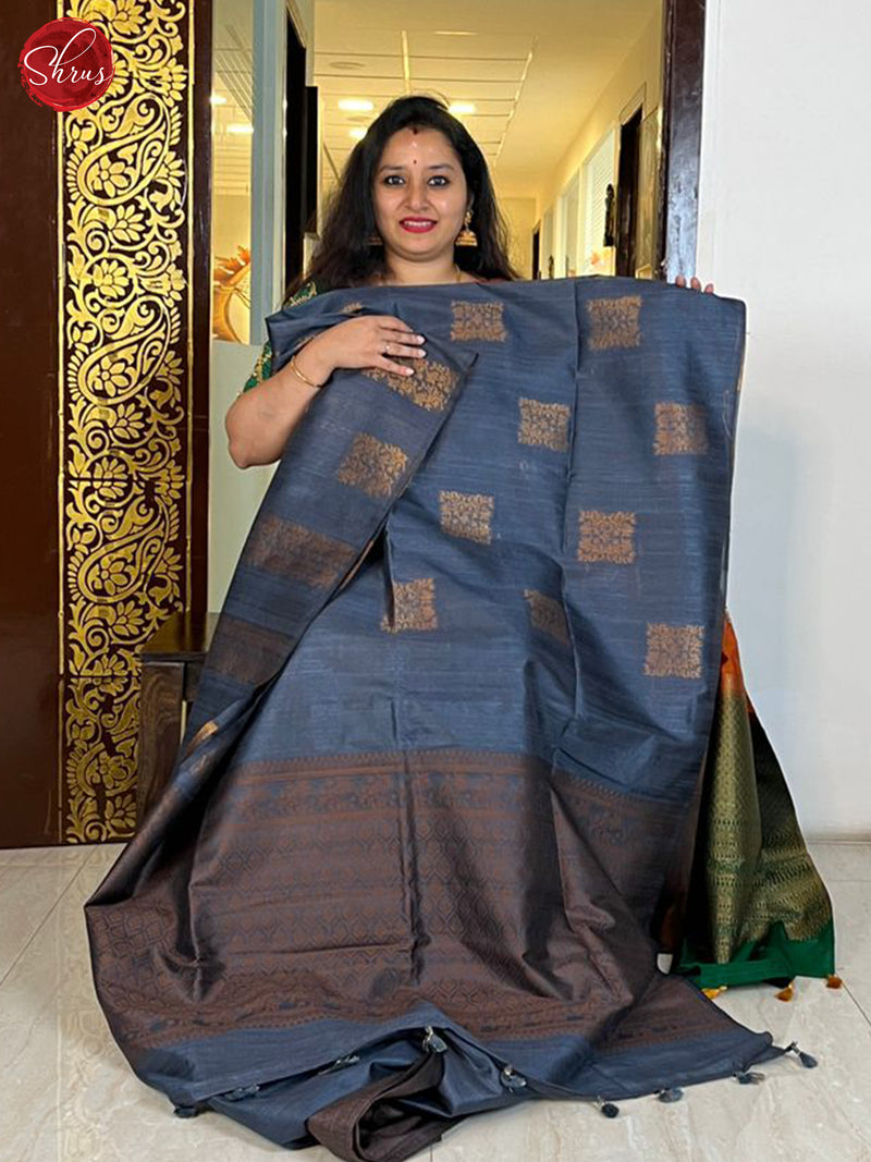 Semi jute silk saree rust and grey shade with digital prints and templ –  Cherrypick