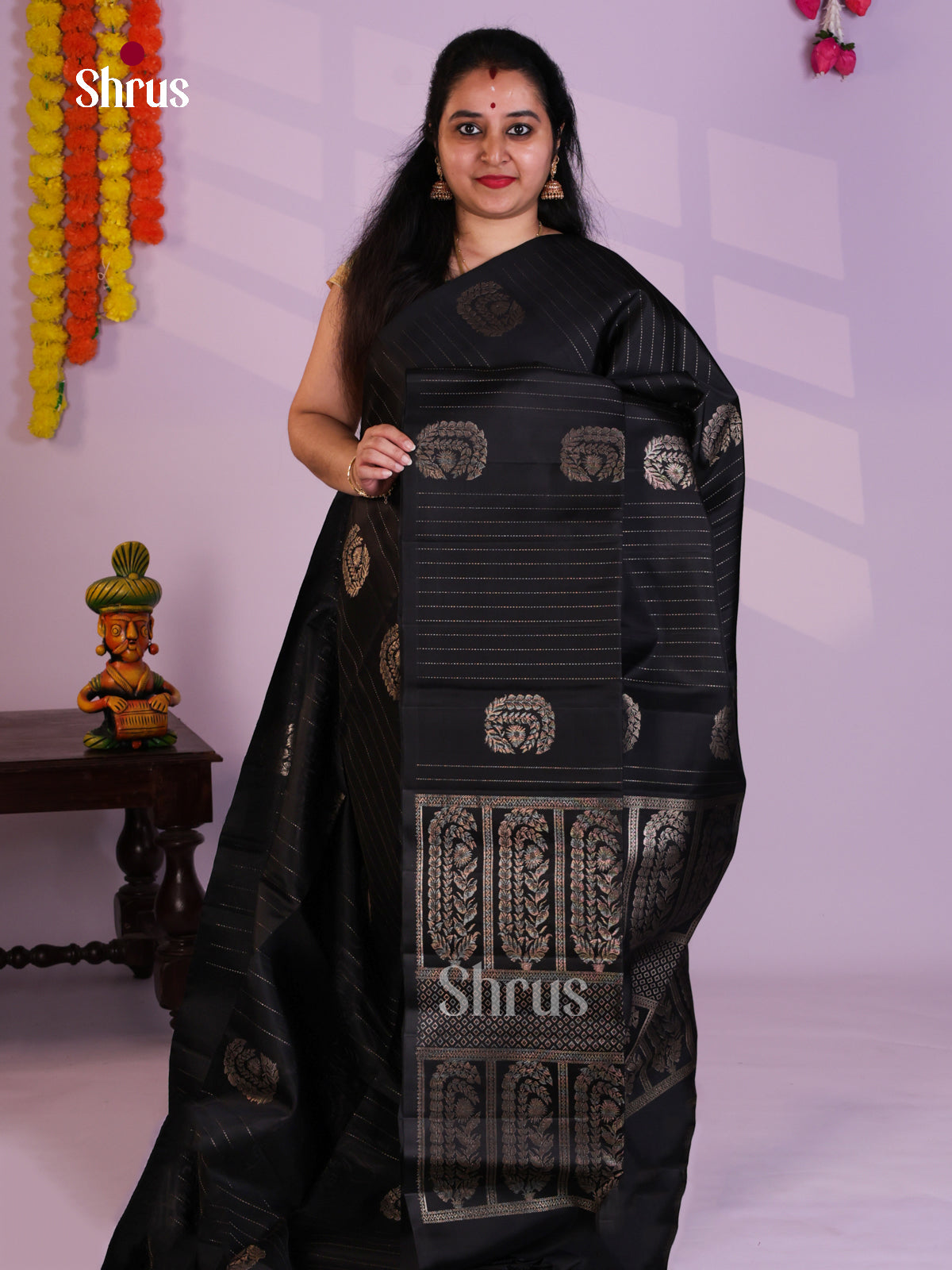 Buy Timeless Black Borderless Soft Silk Saree with Gold stripes & motifs