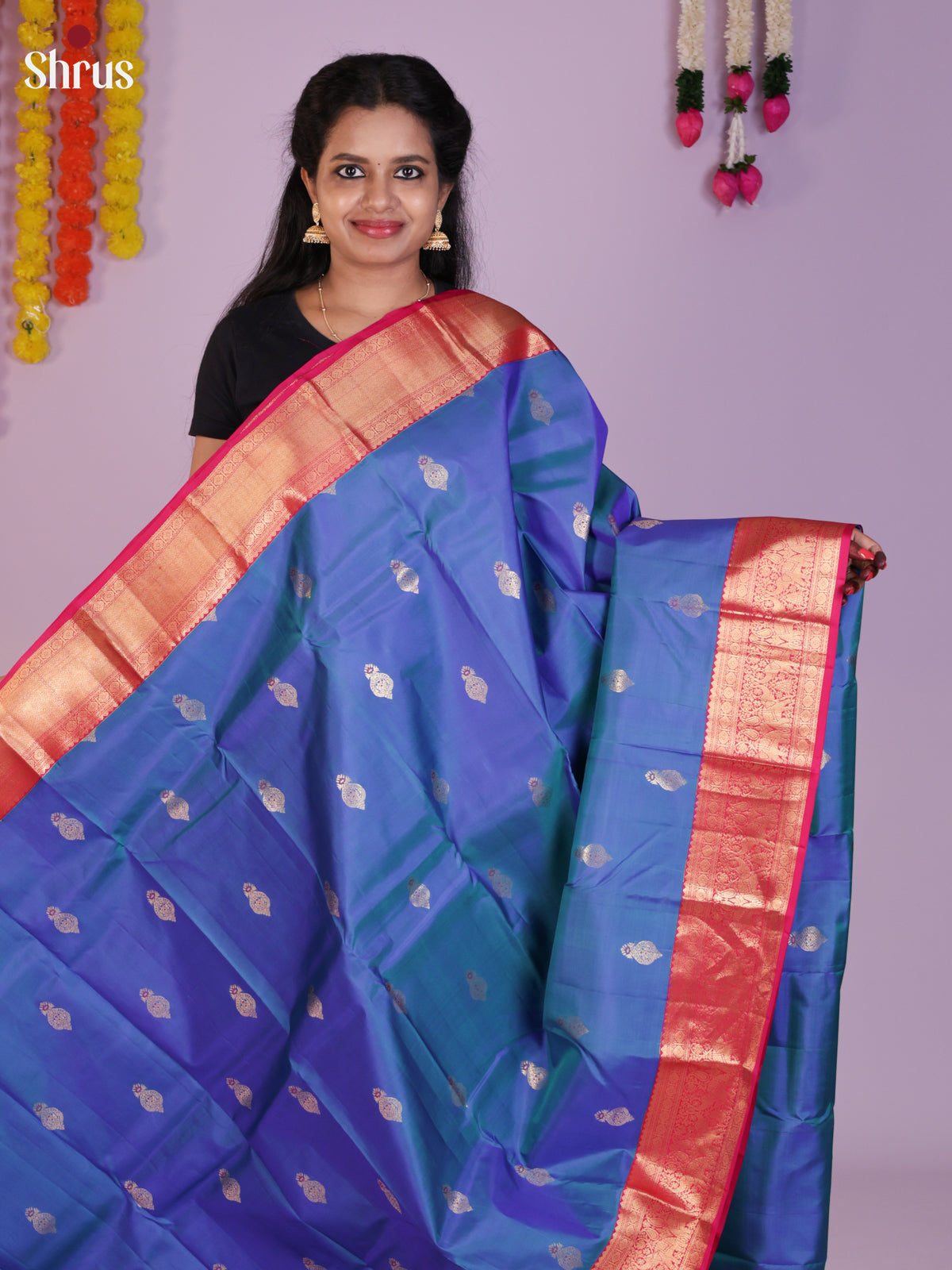 Buy Vibrant Blue Kanchipuram Saree With Gold Buttas, Pink Zari Woven Border & Brocade Pallu