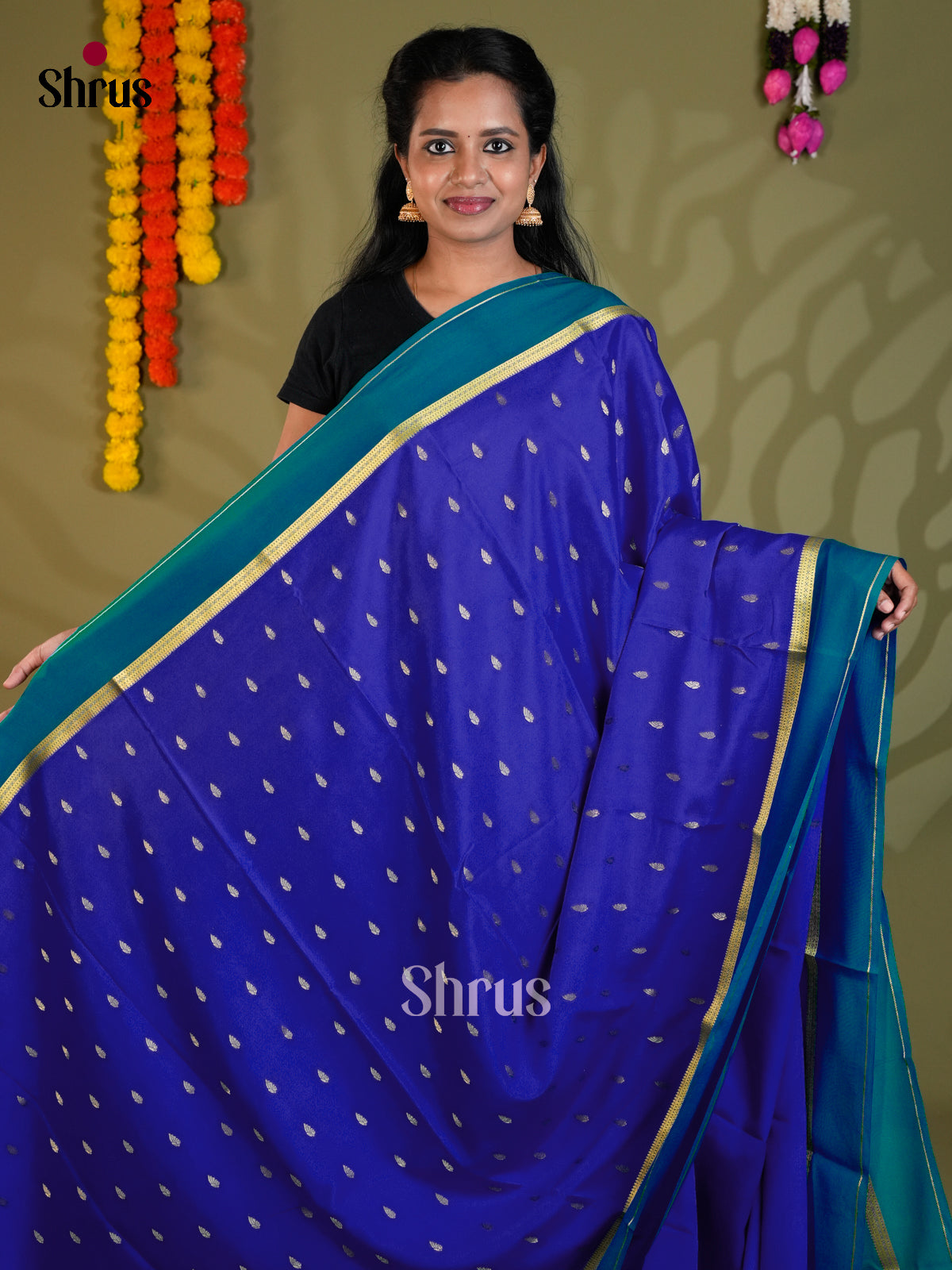 Buy Luminous Blue Pure Mysore Silk Saree with Golden Buttas, Teal Border & Zari Chit Pallu
