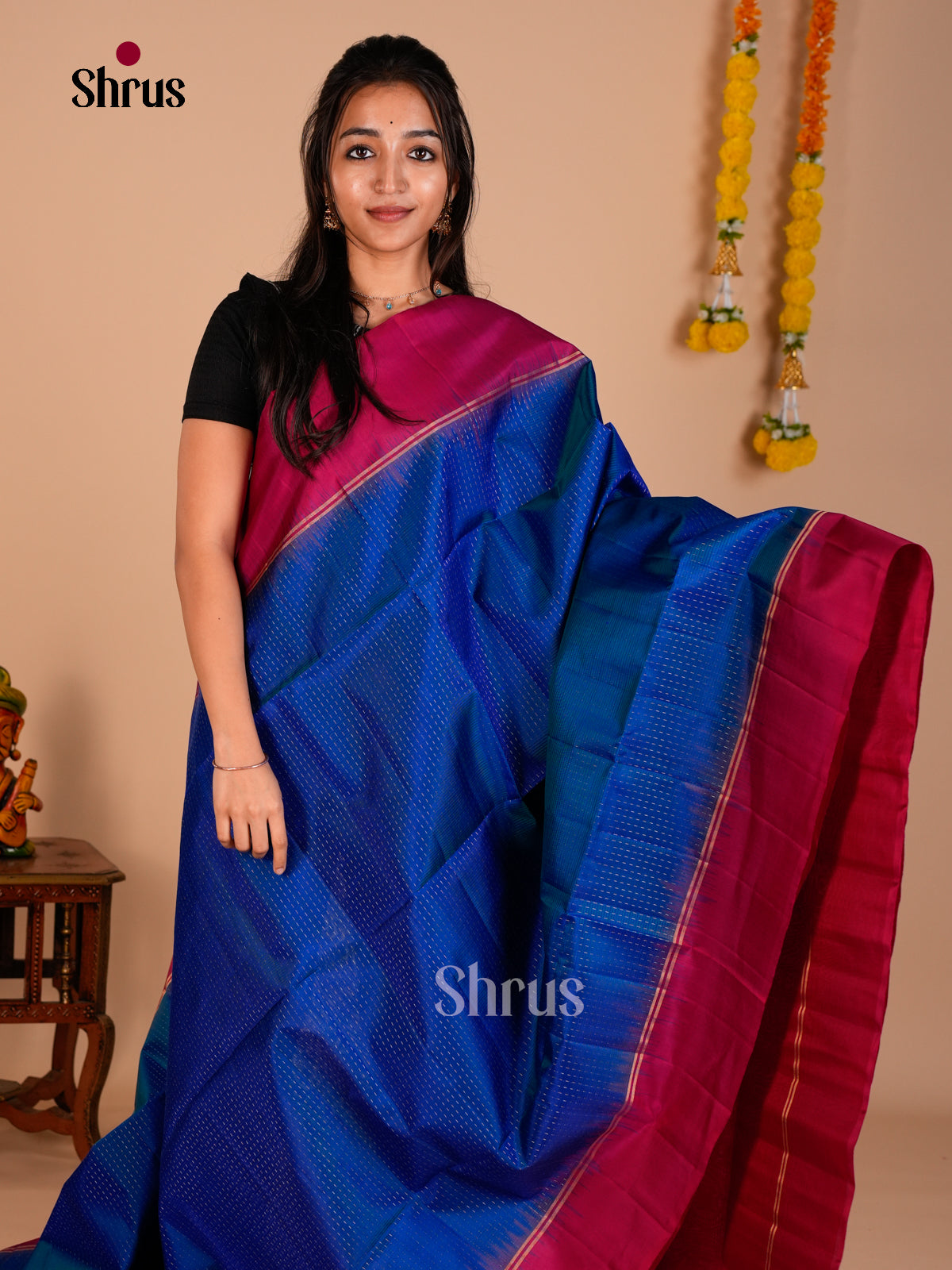 Buy Vibrant Blue Pure Soft Silk Saree with Dotted Lines Butta & Maroon Zari Brocade Pallu