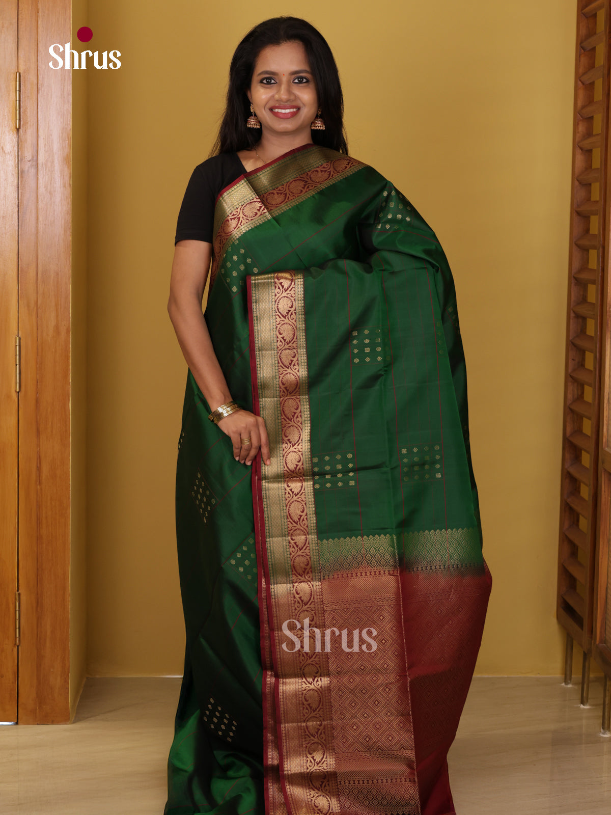 Buy Chic Bottle Green Soft Silk Saree With Geometric Shaped Buttas In Box Shape & Maroon Pallu
