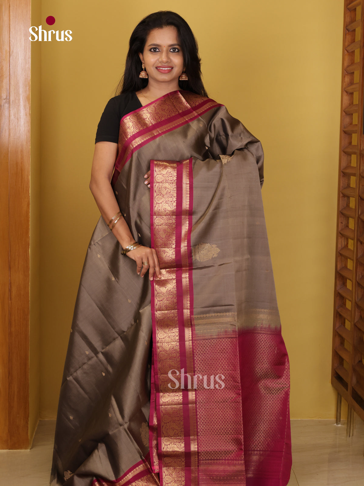 Buy Striking Brown Soft Silk Saree With Golden Buttas, Maroon Rettapet Border & Brocade Pallu