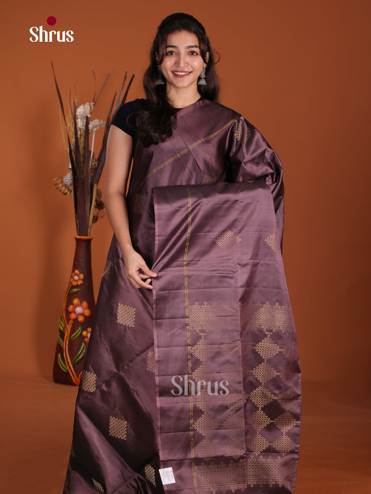 Buy Classy Brown Soft Silk Saree with Gold Kolam Buttas, Plain Border & Zari Woven Pallu