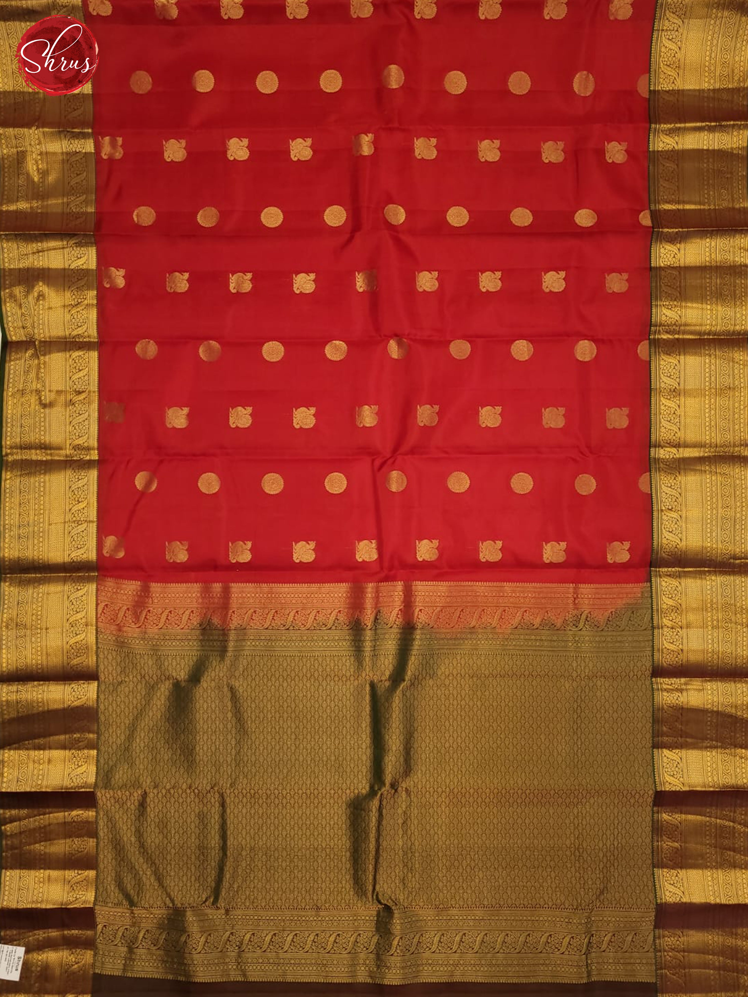 Red and Green- Kanchipuram half-pure Silk Saree - Shop on ShrusEternity.com