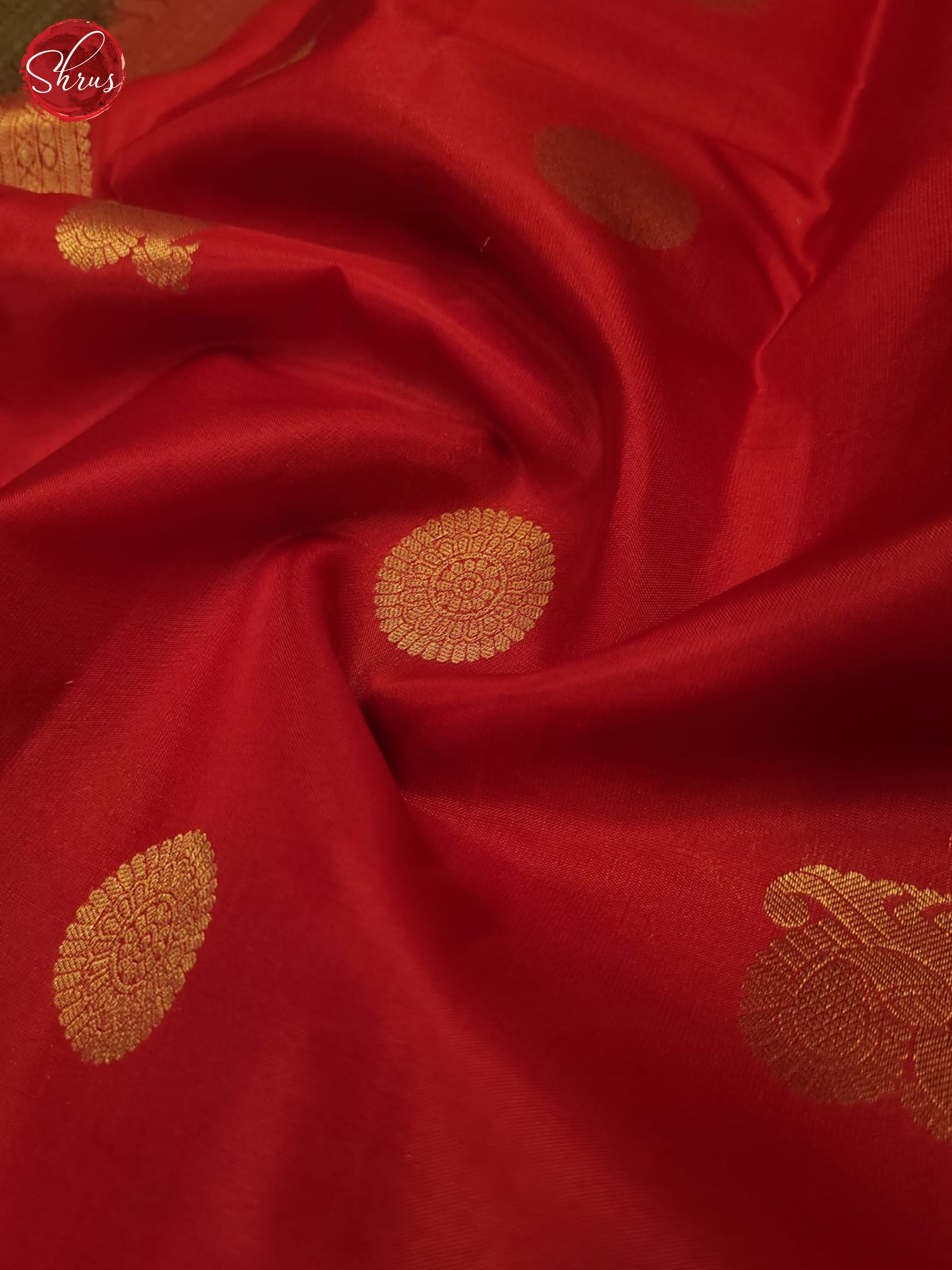 Red and Green- Kanchipuram half-pure Silk Saree - Shop on ShrusEternity.com