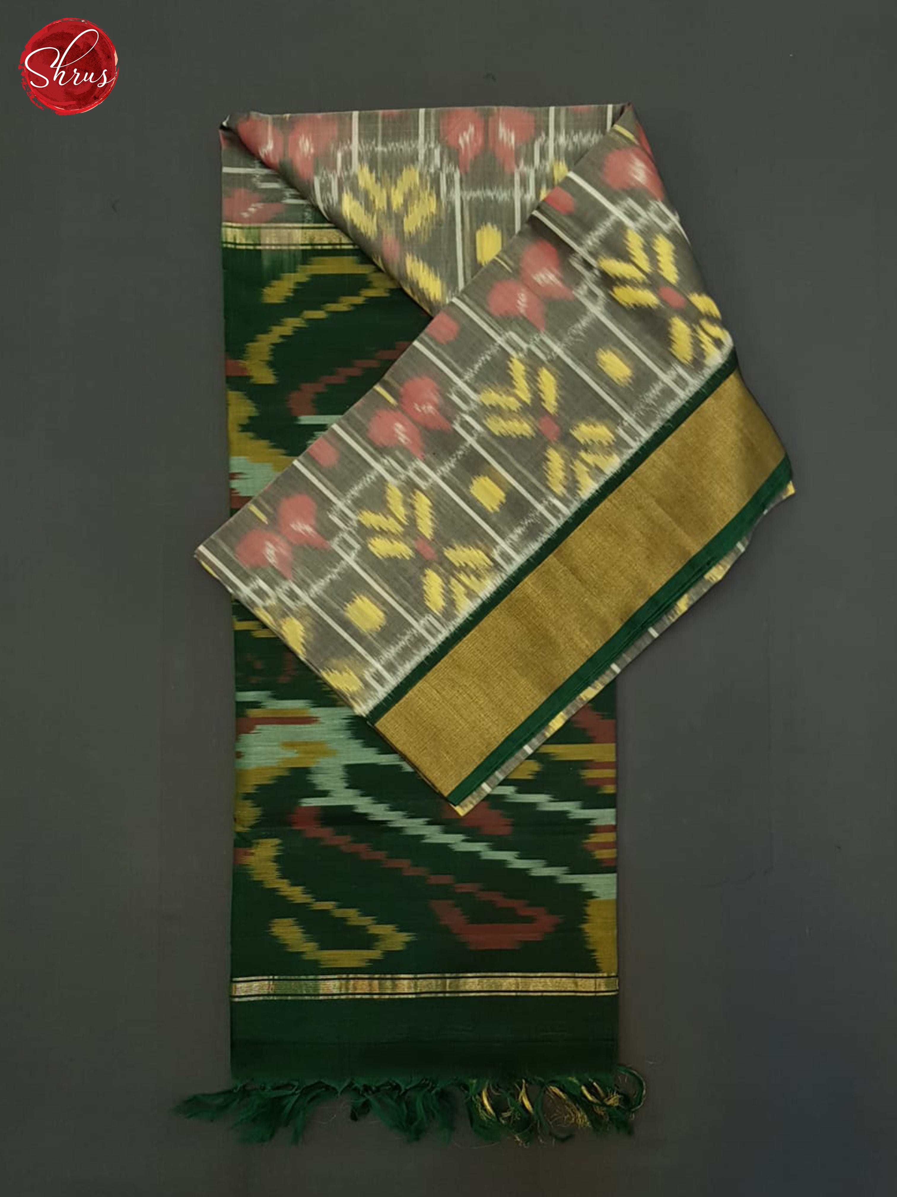 Grey And Green- Pochampally Silk Cotton Saree - Shop on ShrusEternity.com