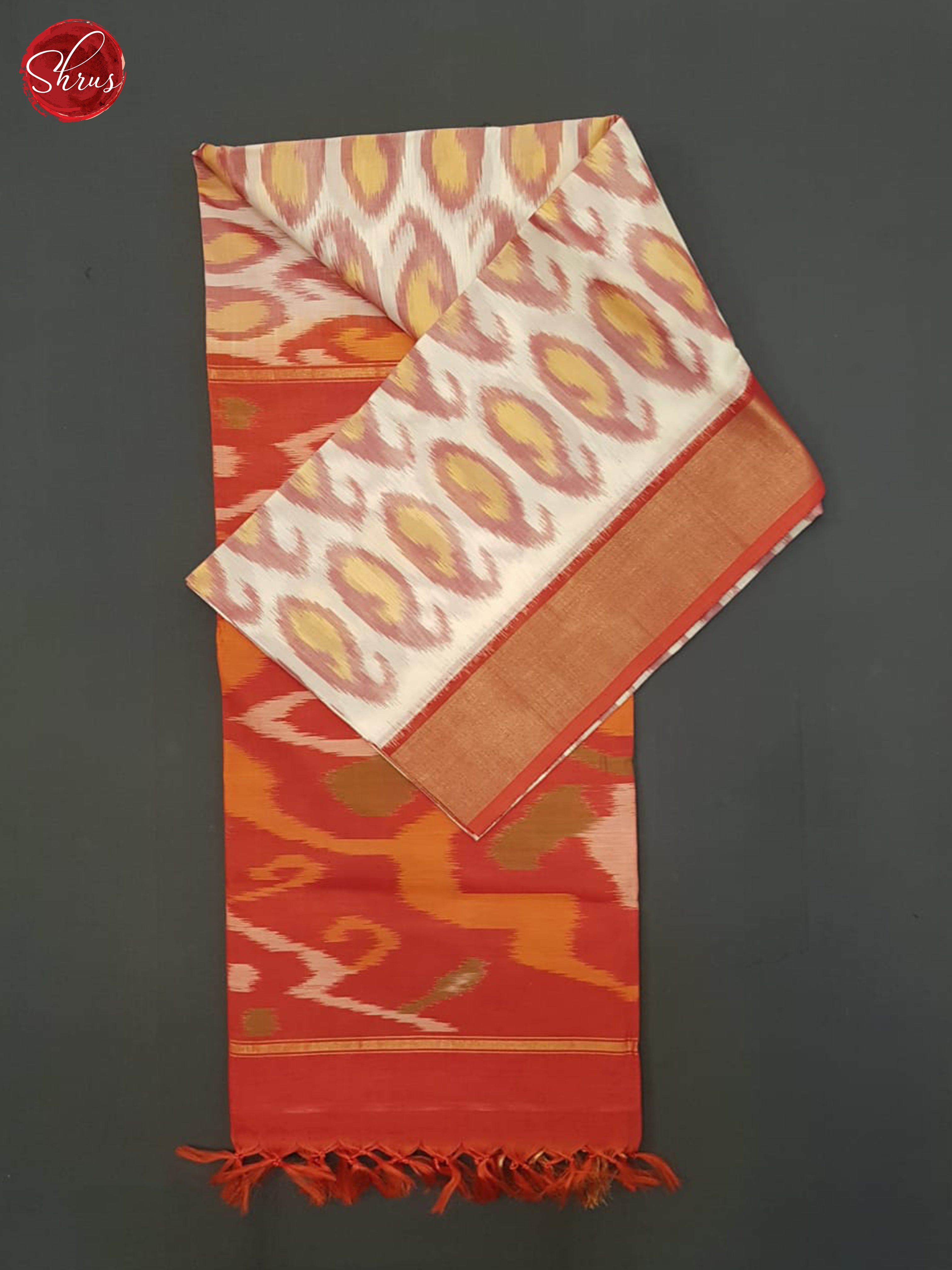 Cream And Orange- Pochampally Silk Cotton Saree - Shop on ShrusEternity.com