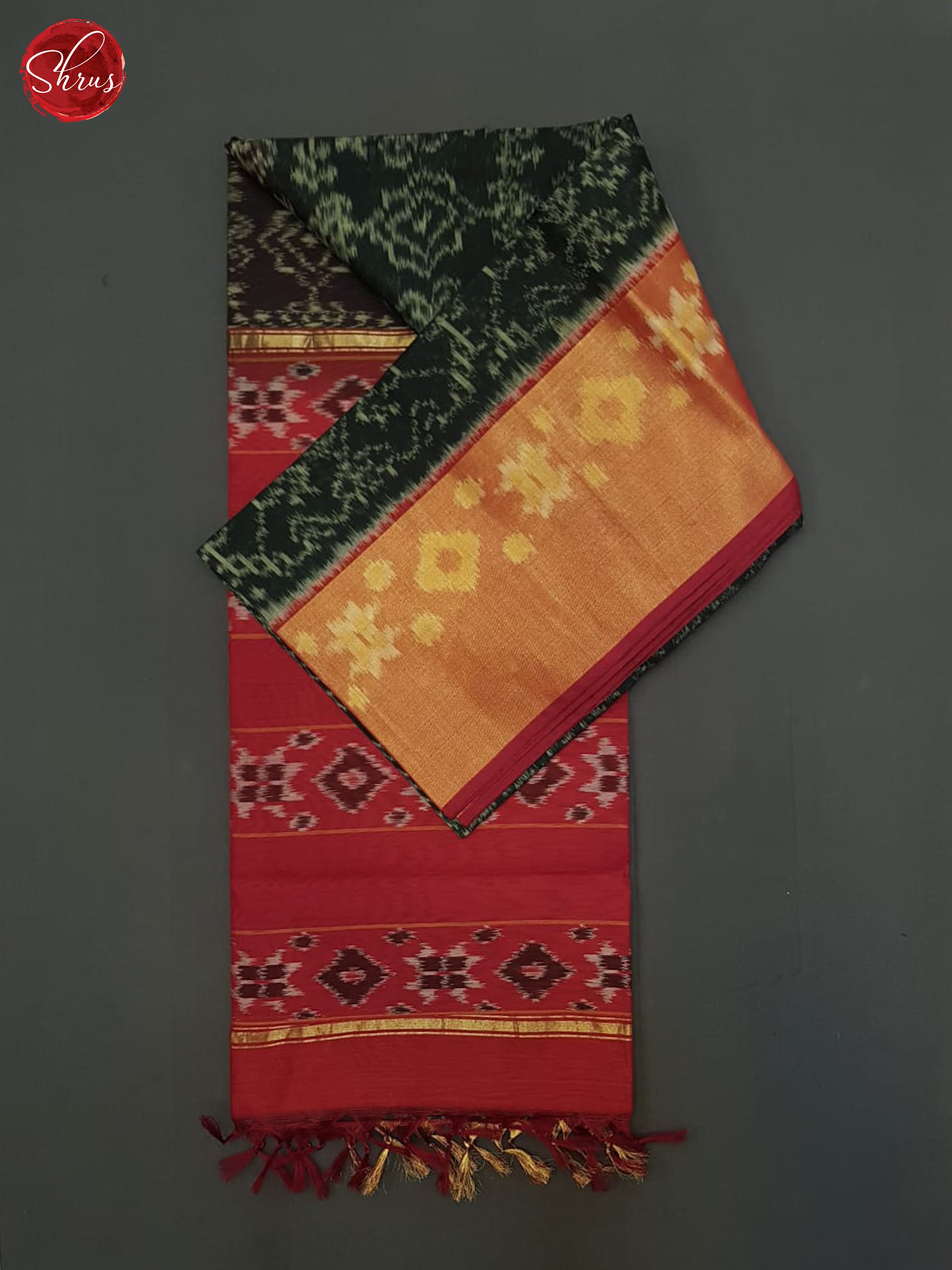 Green And Red- Pochampally Silk Cotton Saree - Shop on ShrusEternity.com