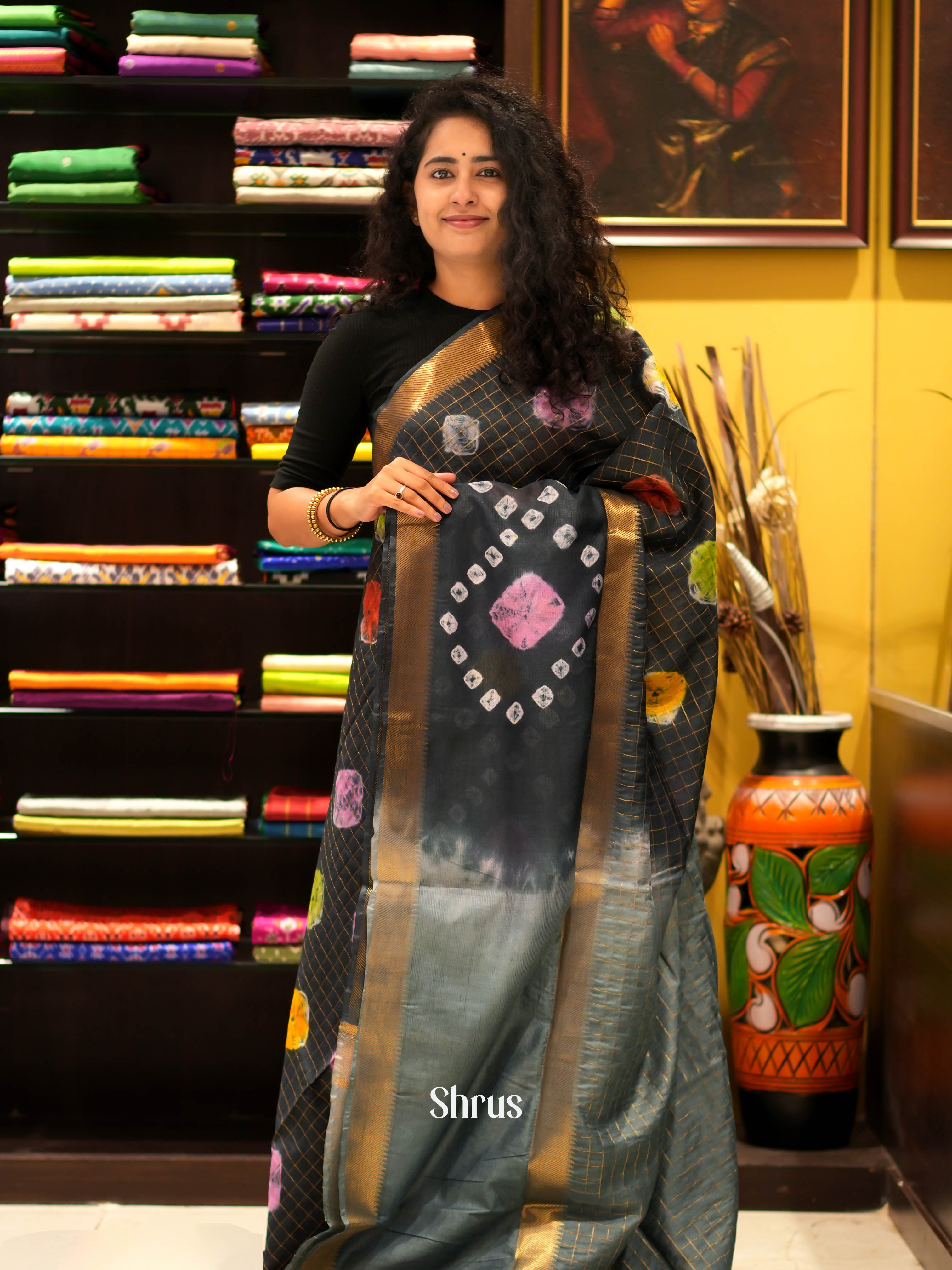 Elephant Black & Grey -Shibori Saree