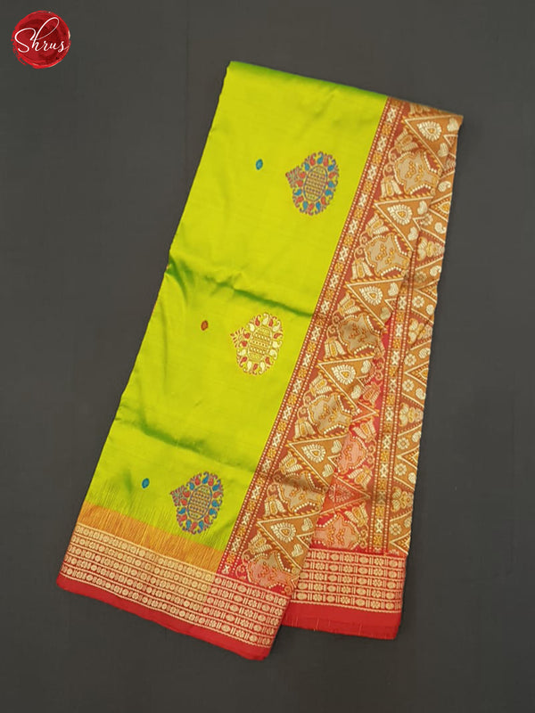 Green And Red- Odhisa Sambalpuri Silk Saree - Shop on ShrusEternity.com
