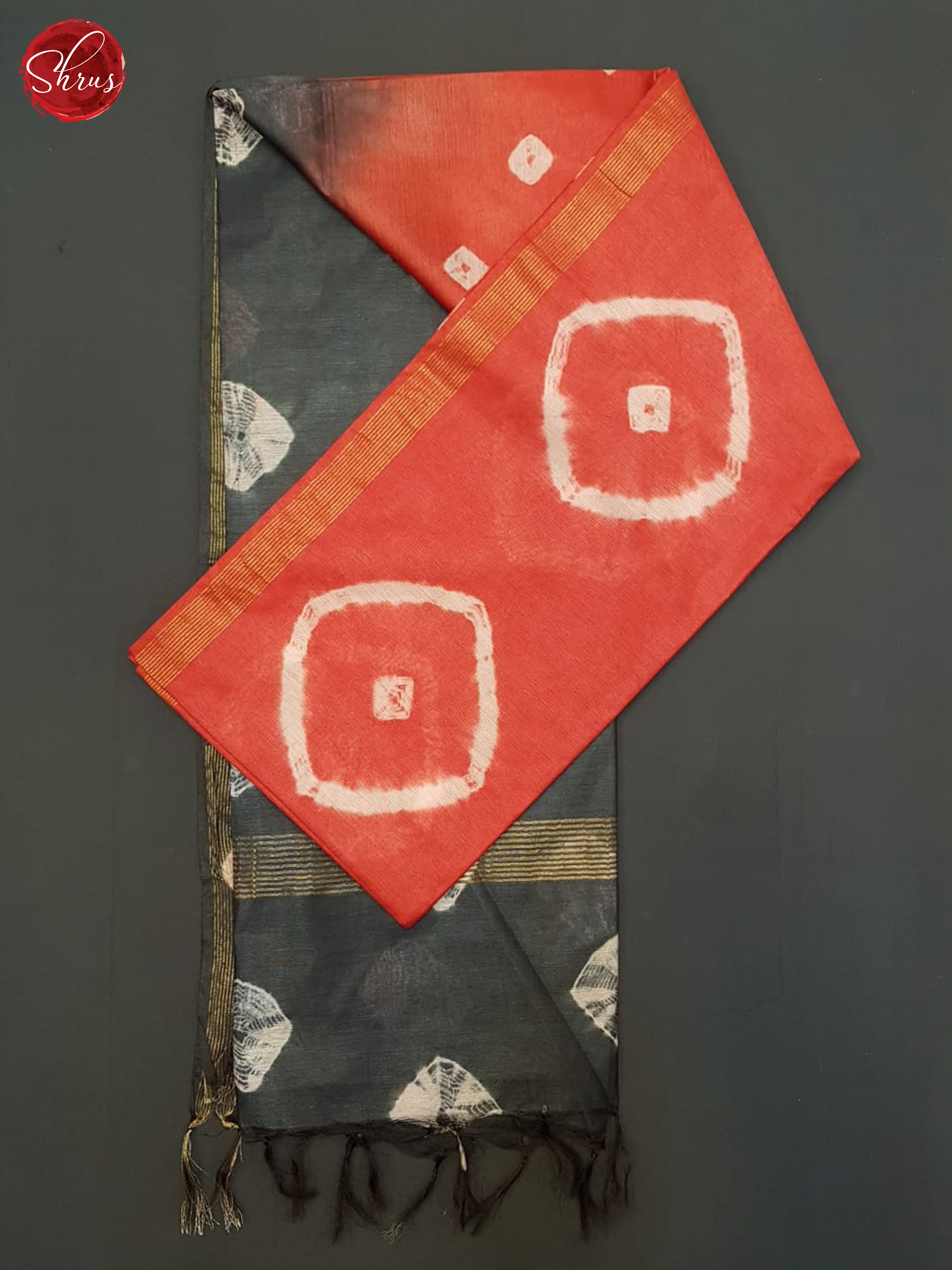 Red And Grey- Shibori Saree - Shop on ShrusEternity.com