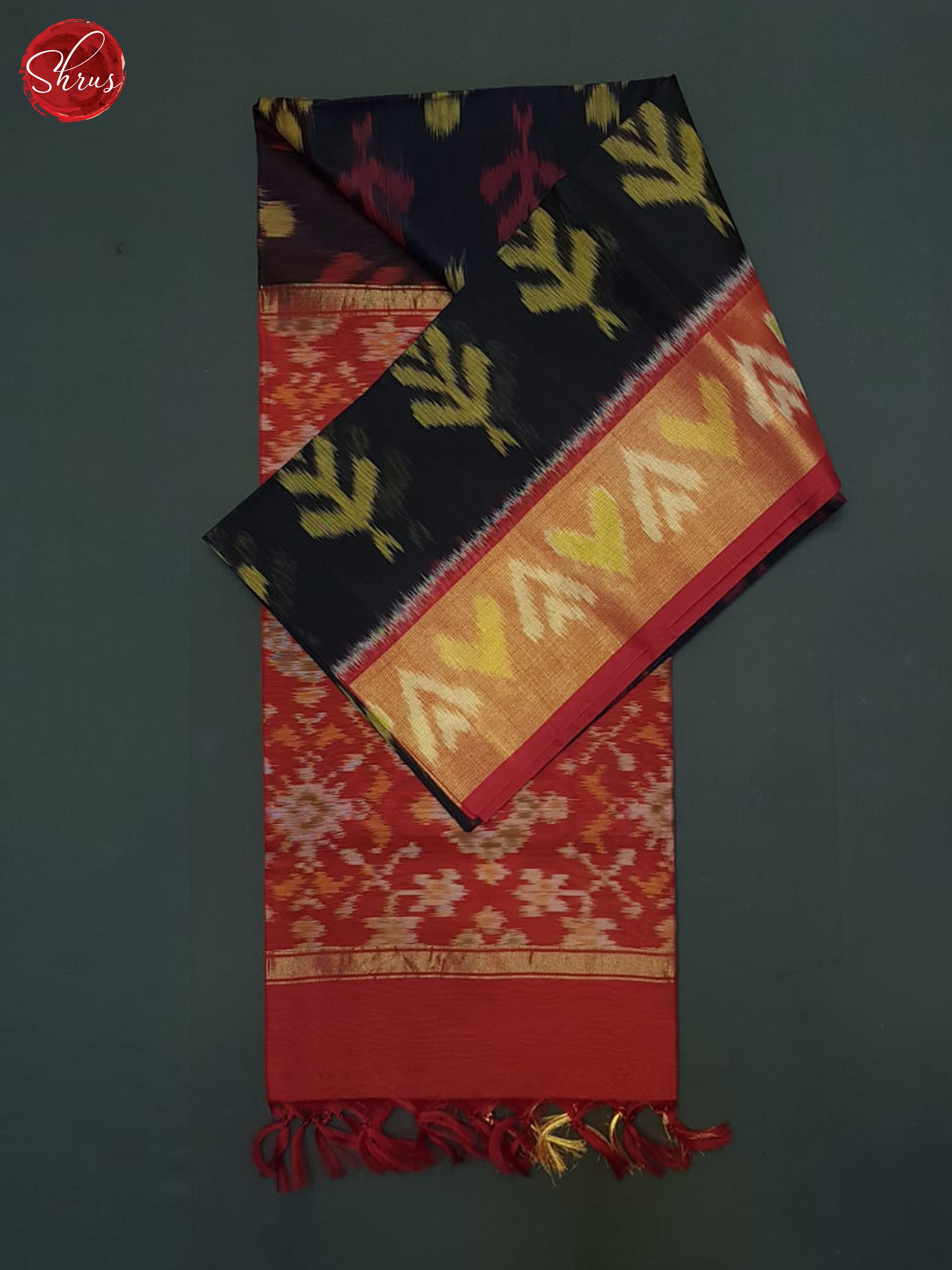 Black And Red- Pochampally Silk Cotton Saree - Shop on ShrusEternity.com