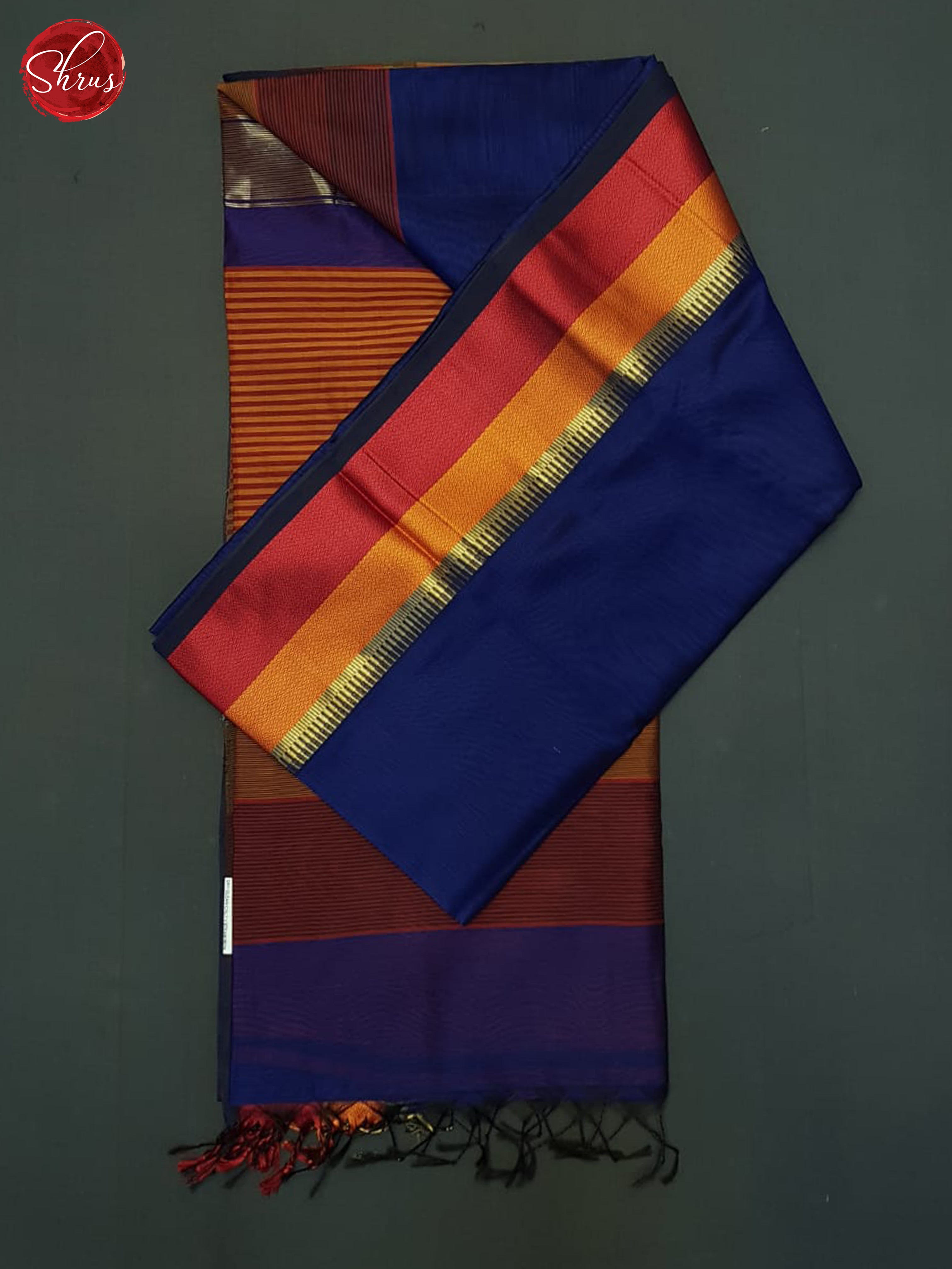 Blue And Arakku Maroon- Maheshwari Silk Cotton saree - Shop on ShrusEternity.com
