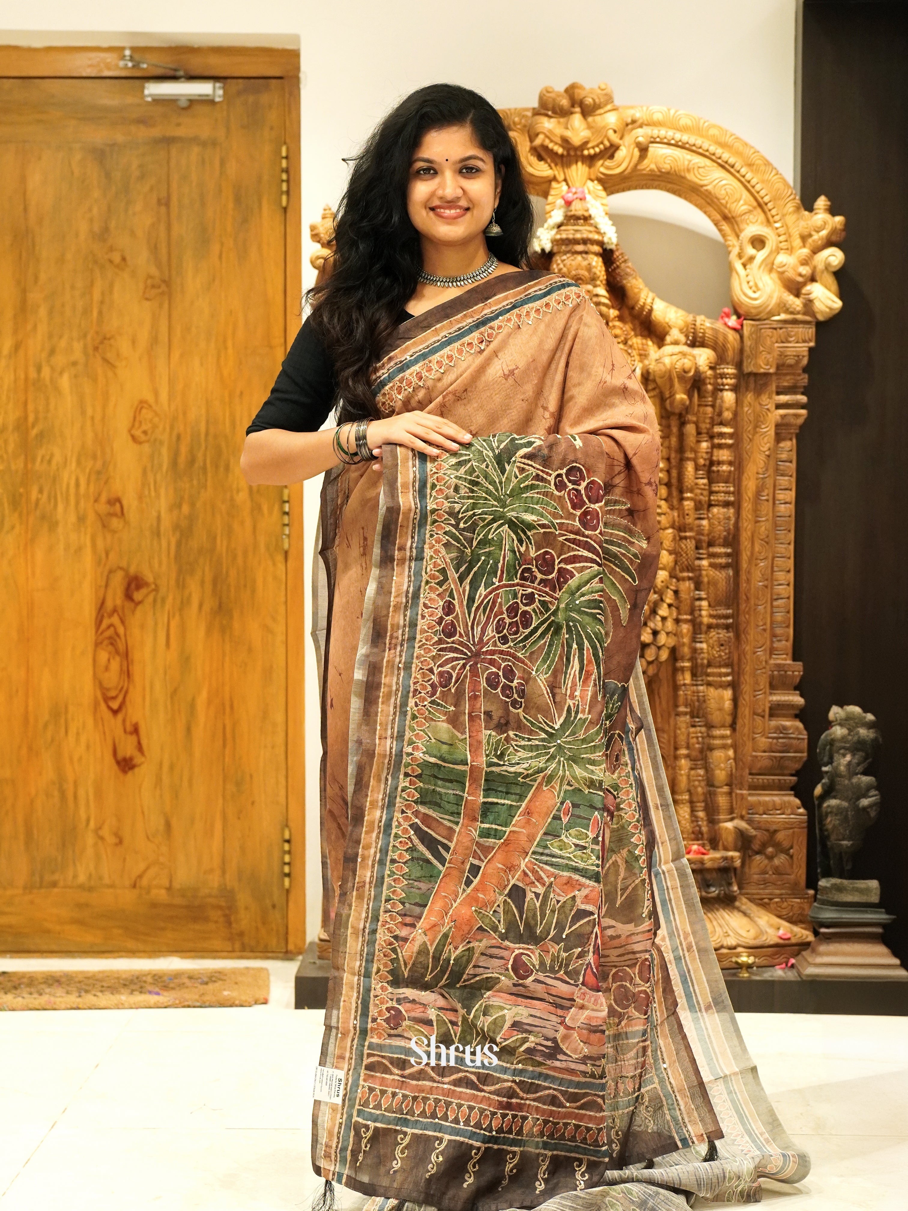 Light Brown & Brown - Semi Kantha Saree