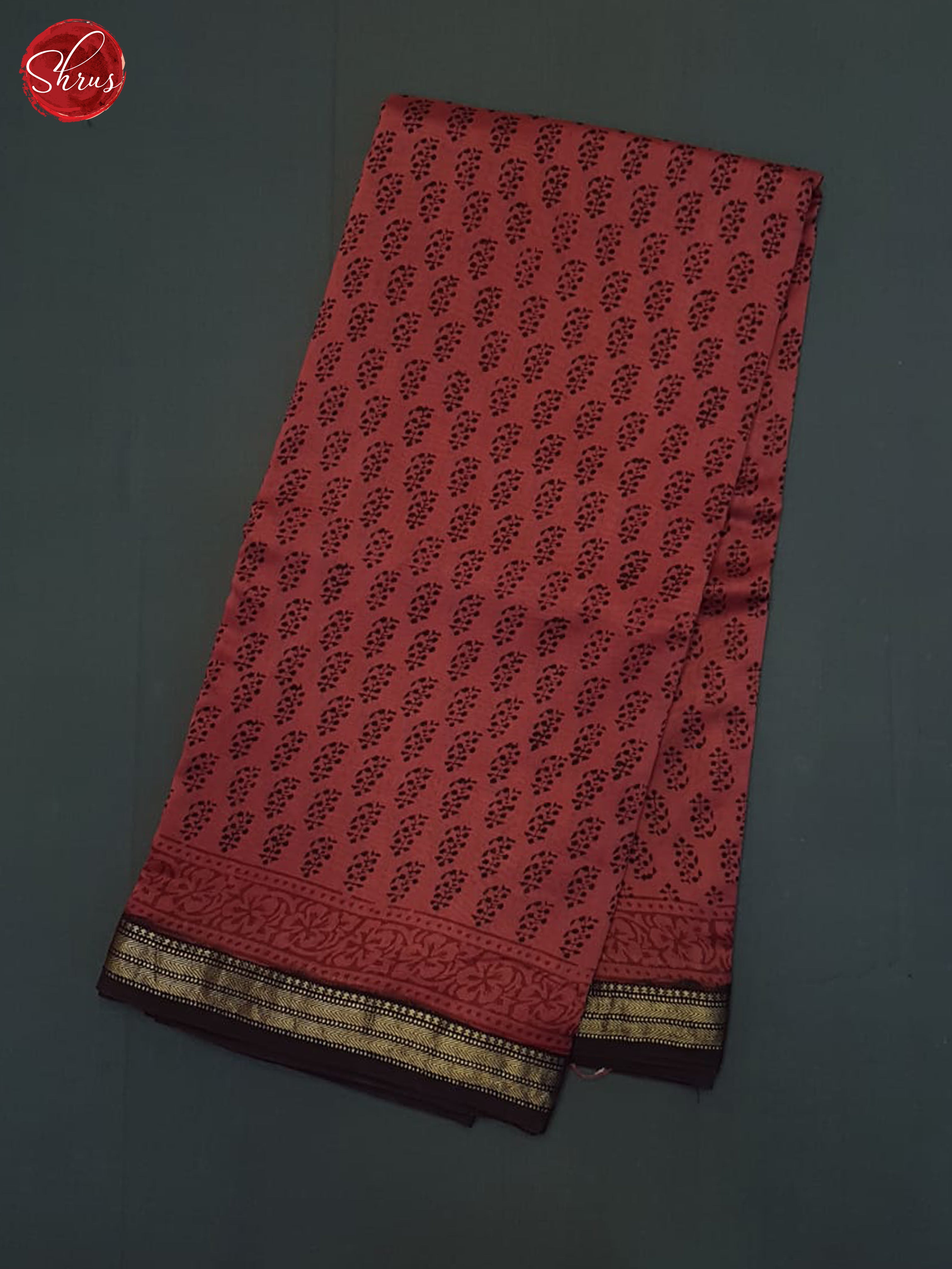 Red And Black- Maheshwari Silk Cotton Saree - Shop on ShrusEternity.com