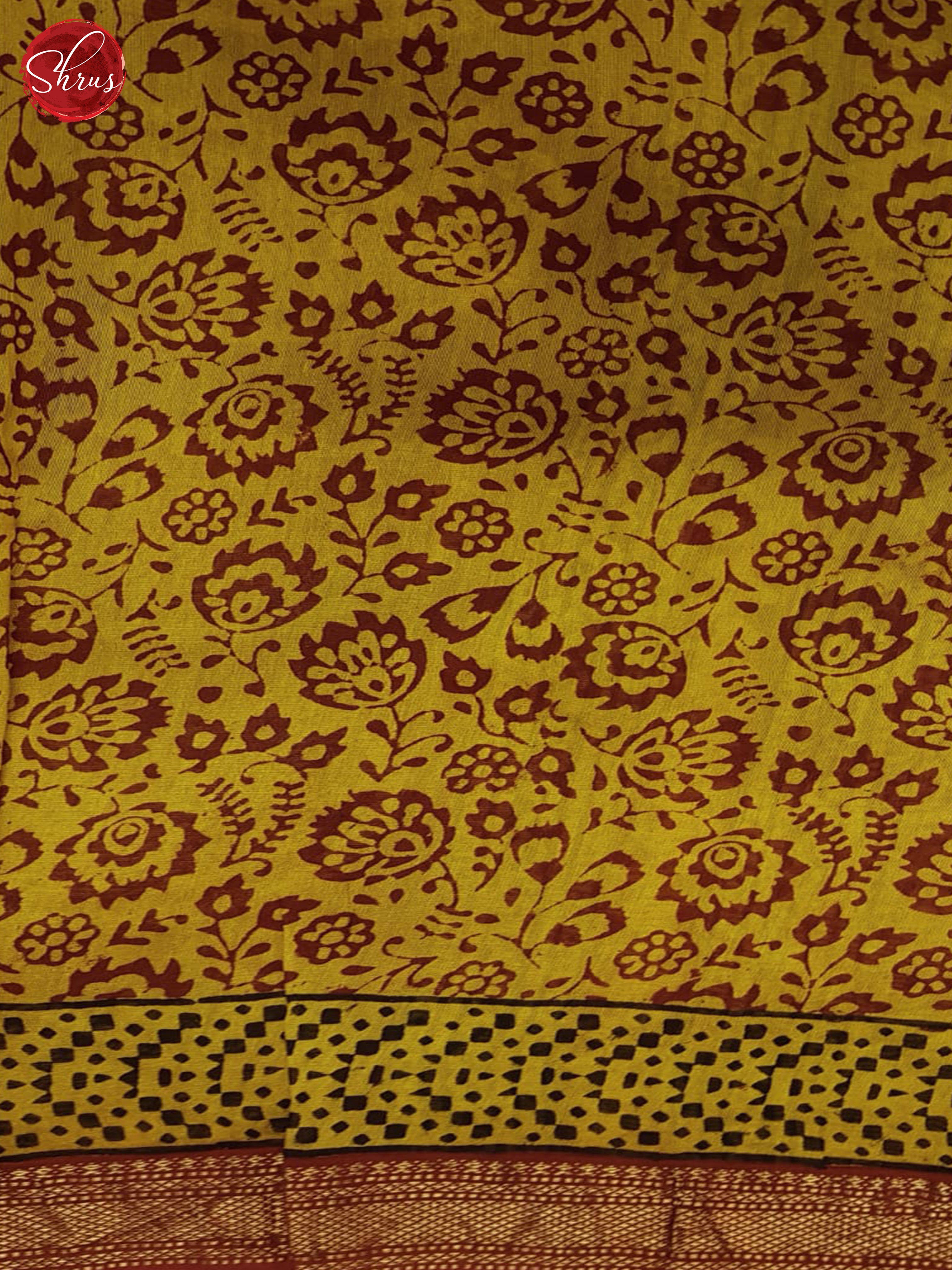 Yellow And Red- Maheshwari Silk Cotton Saree - Shop on ShrusEternity.com