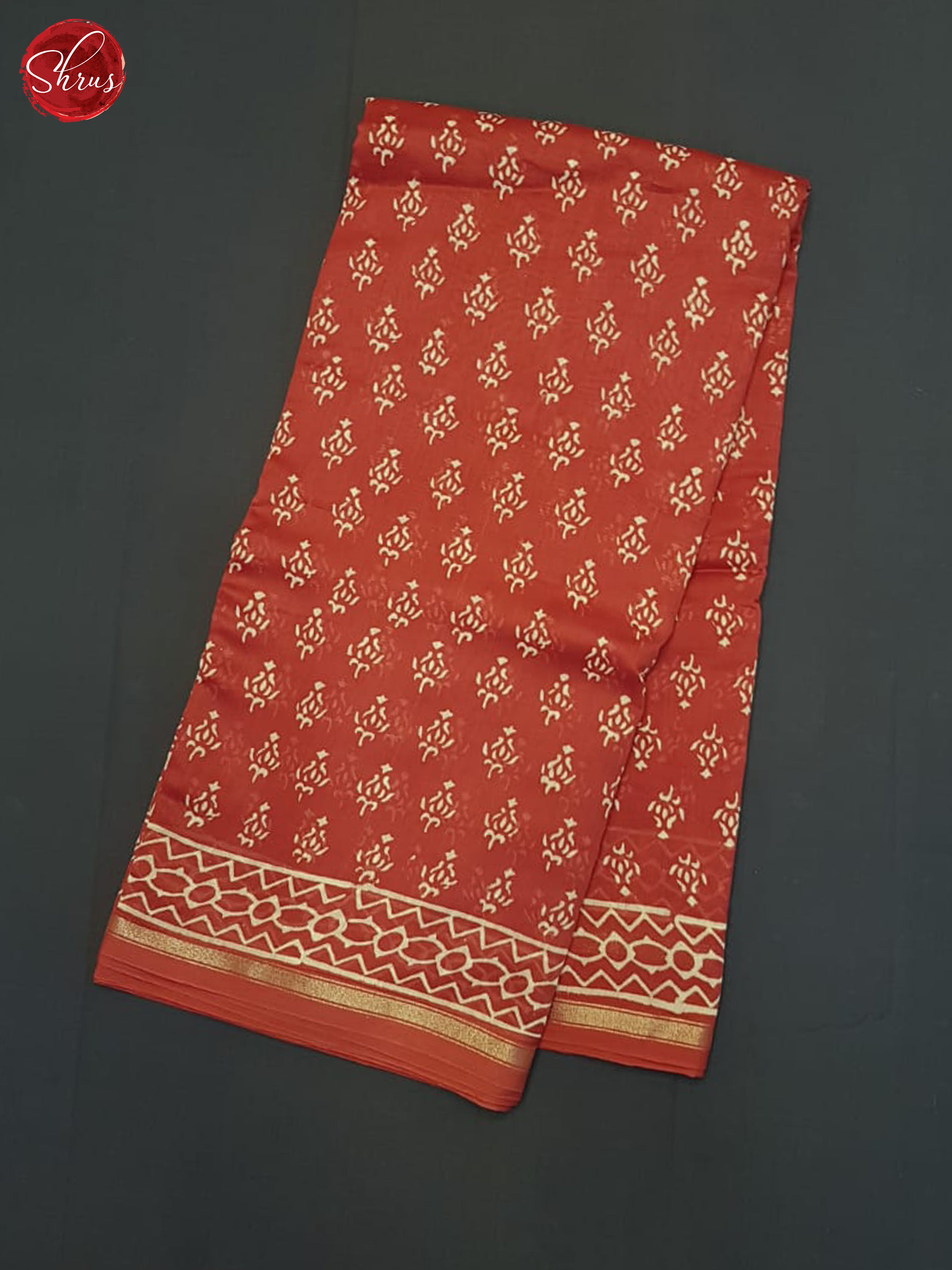 Red(Single Tone)- Maheshwari Silk Cotton Saree - Shop on ShrusEternity.com