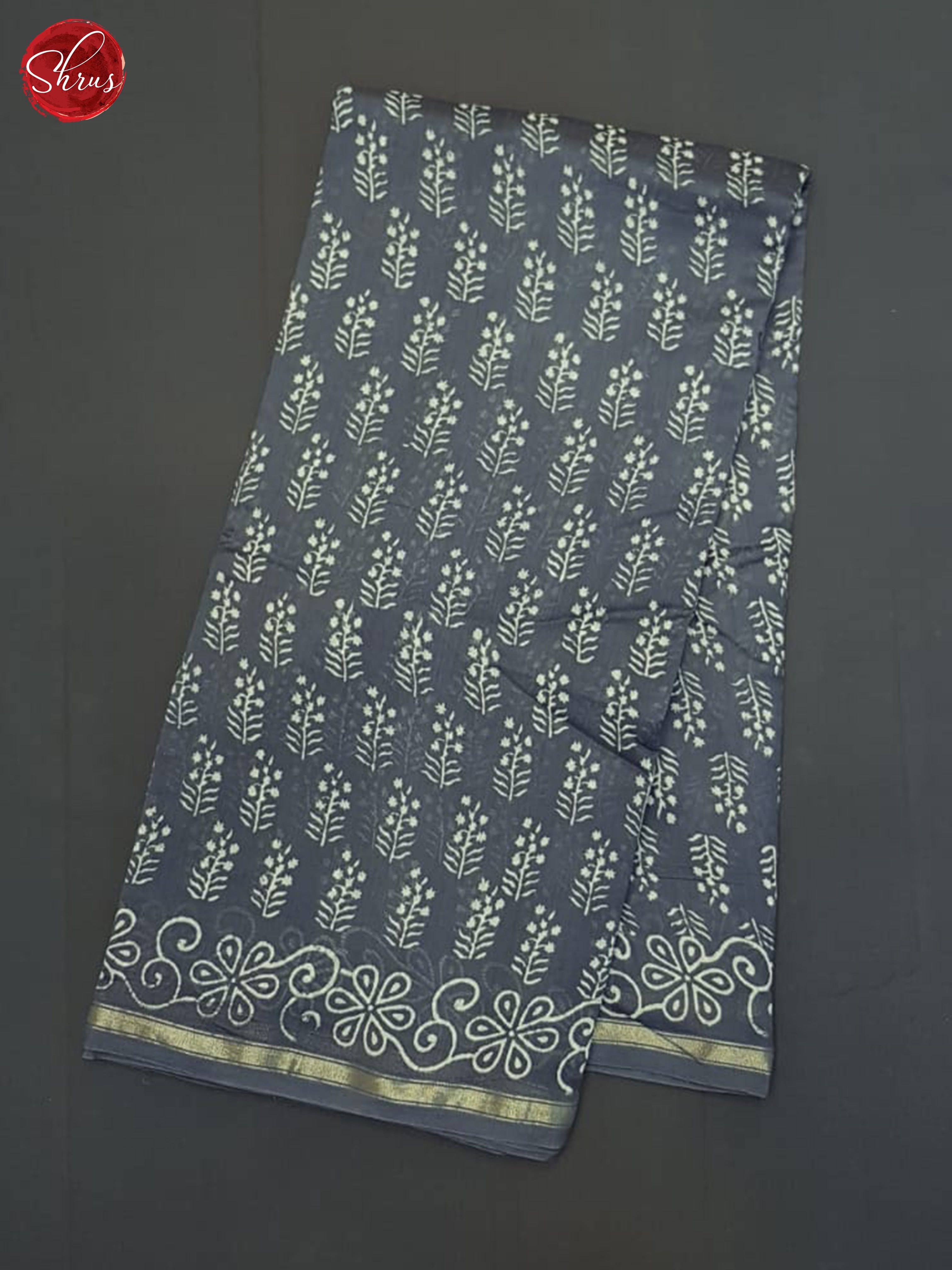 Grey(Single Tone)- Maheshwari Silk Cotton saree - Shop on ShrusEternity.com