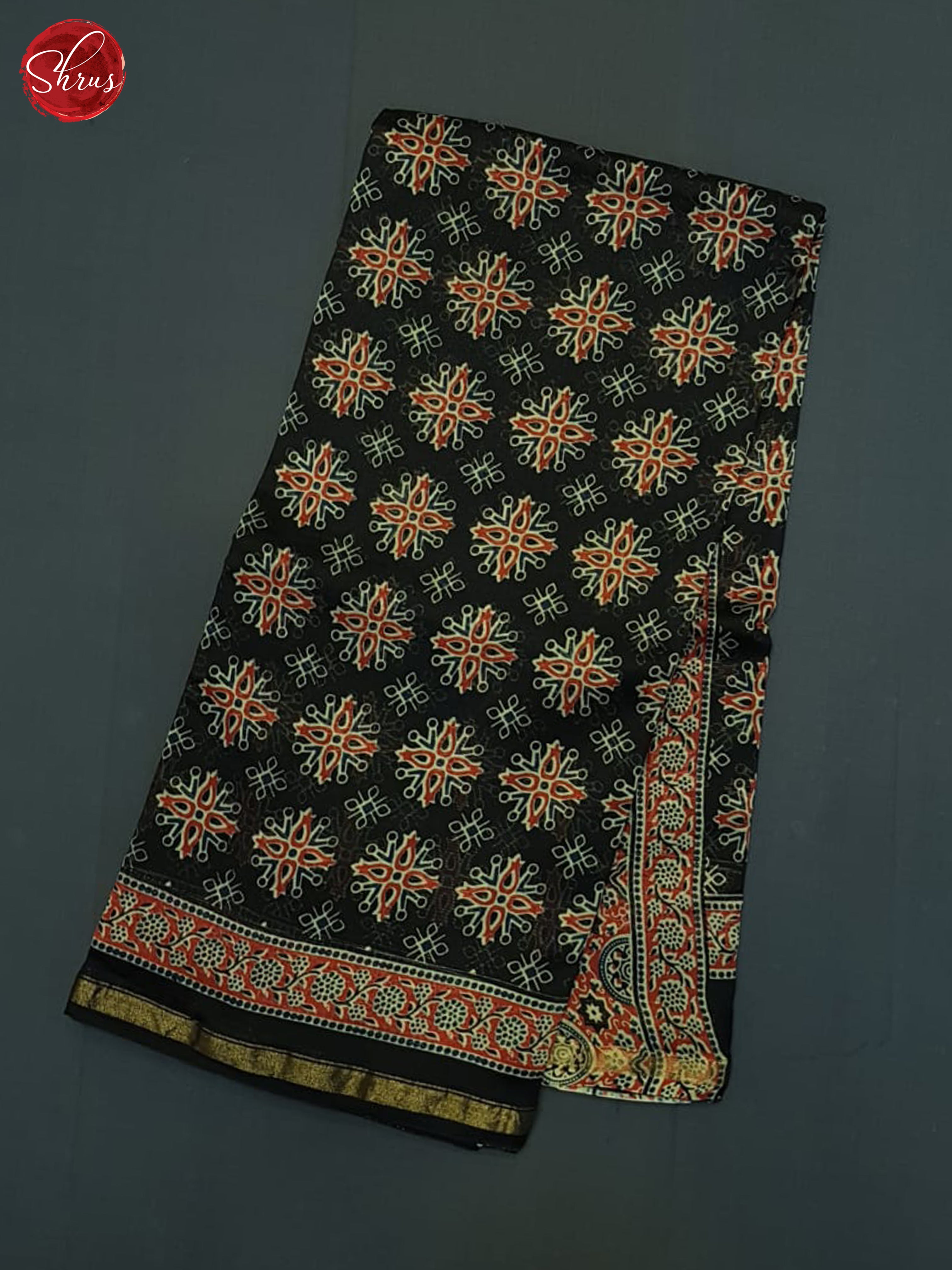 Black And Red - maheshwari Silk Cotton Saree - Shop on ShrusEternity.com