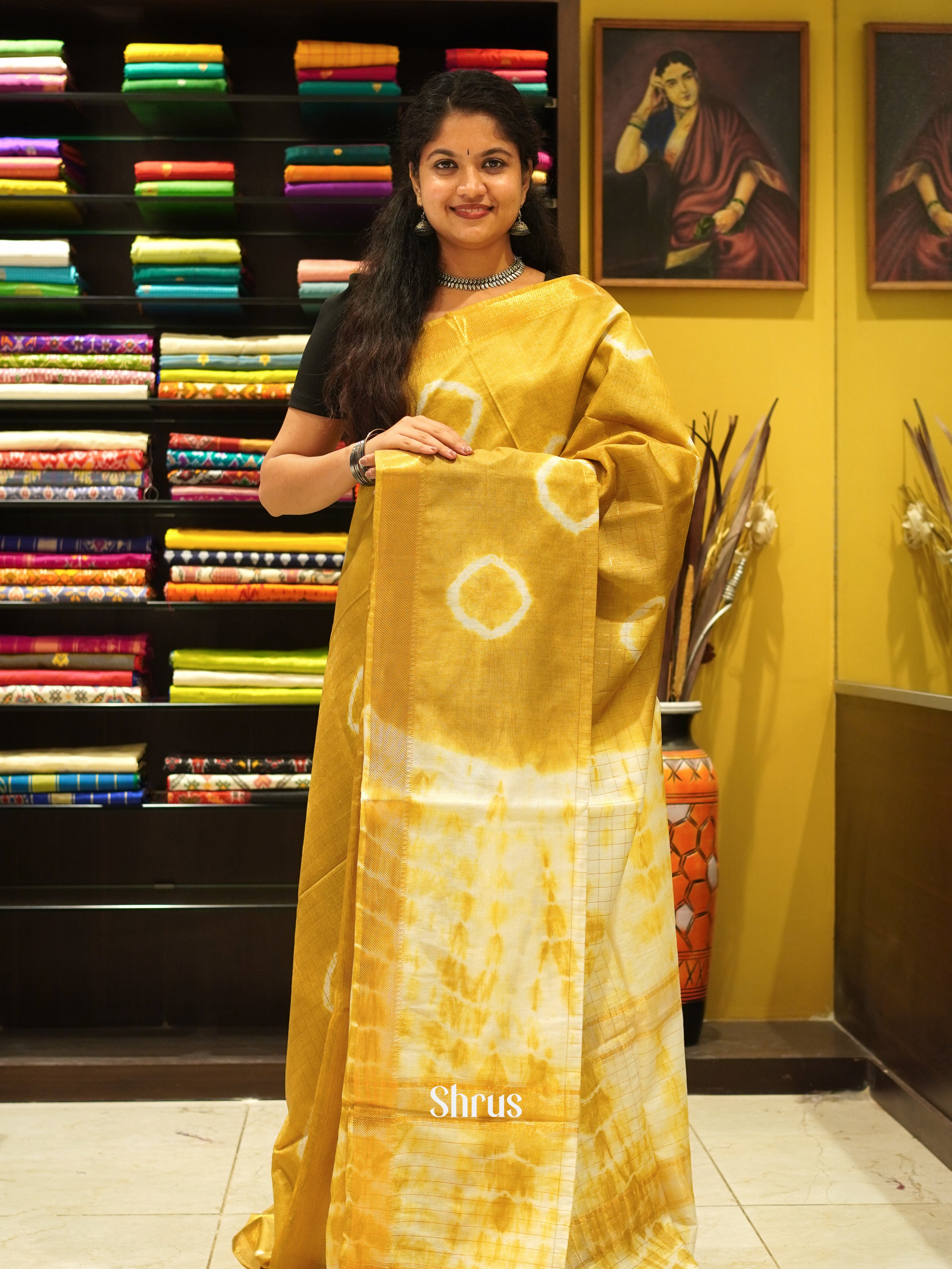 Fenugrek  & Cream - Shibori  Saree - Shop on ShrusEternity.com