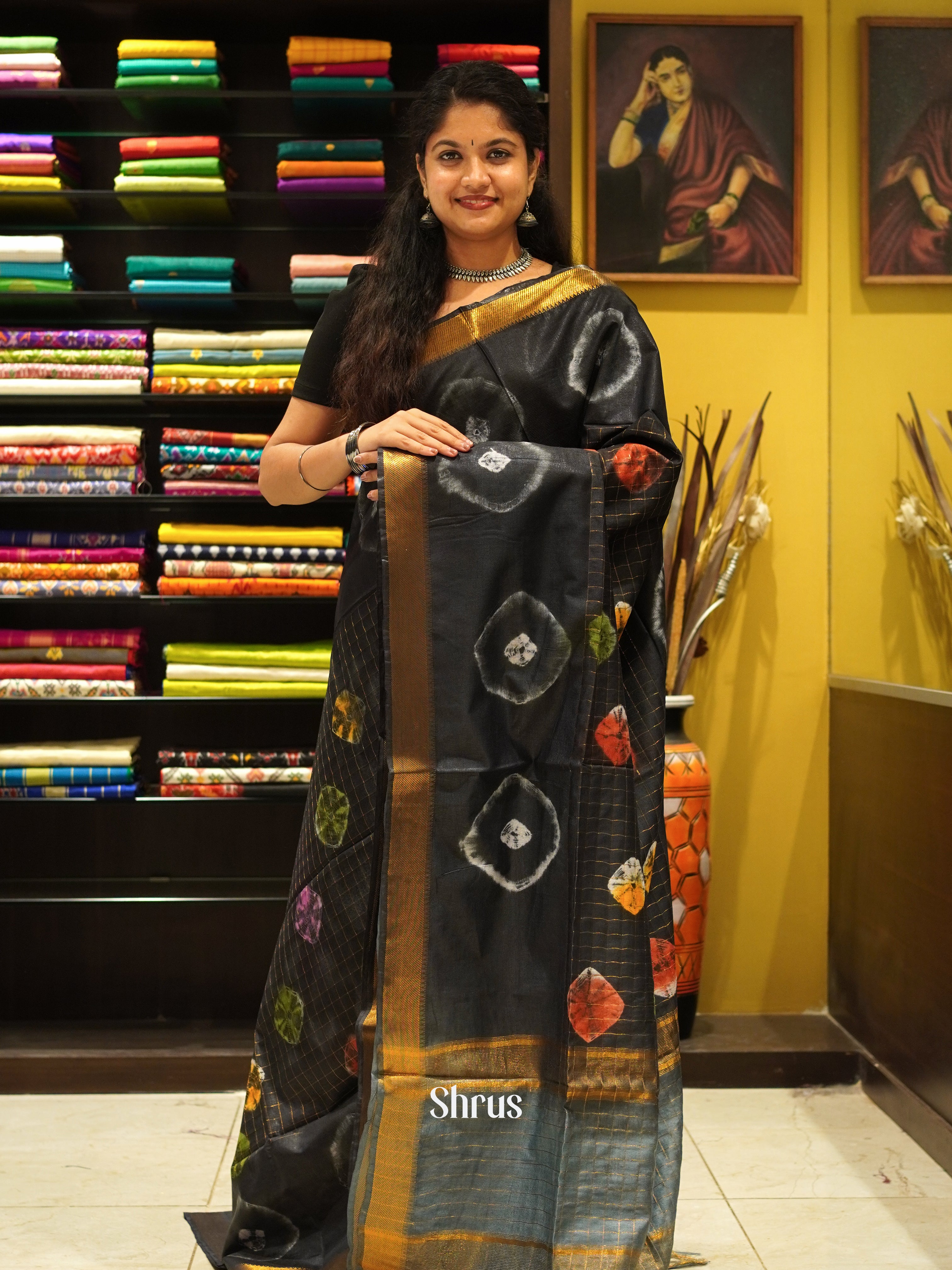 Black & Grey - Shibori  Saree - Shop on ShrusEternity.com