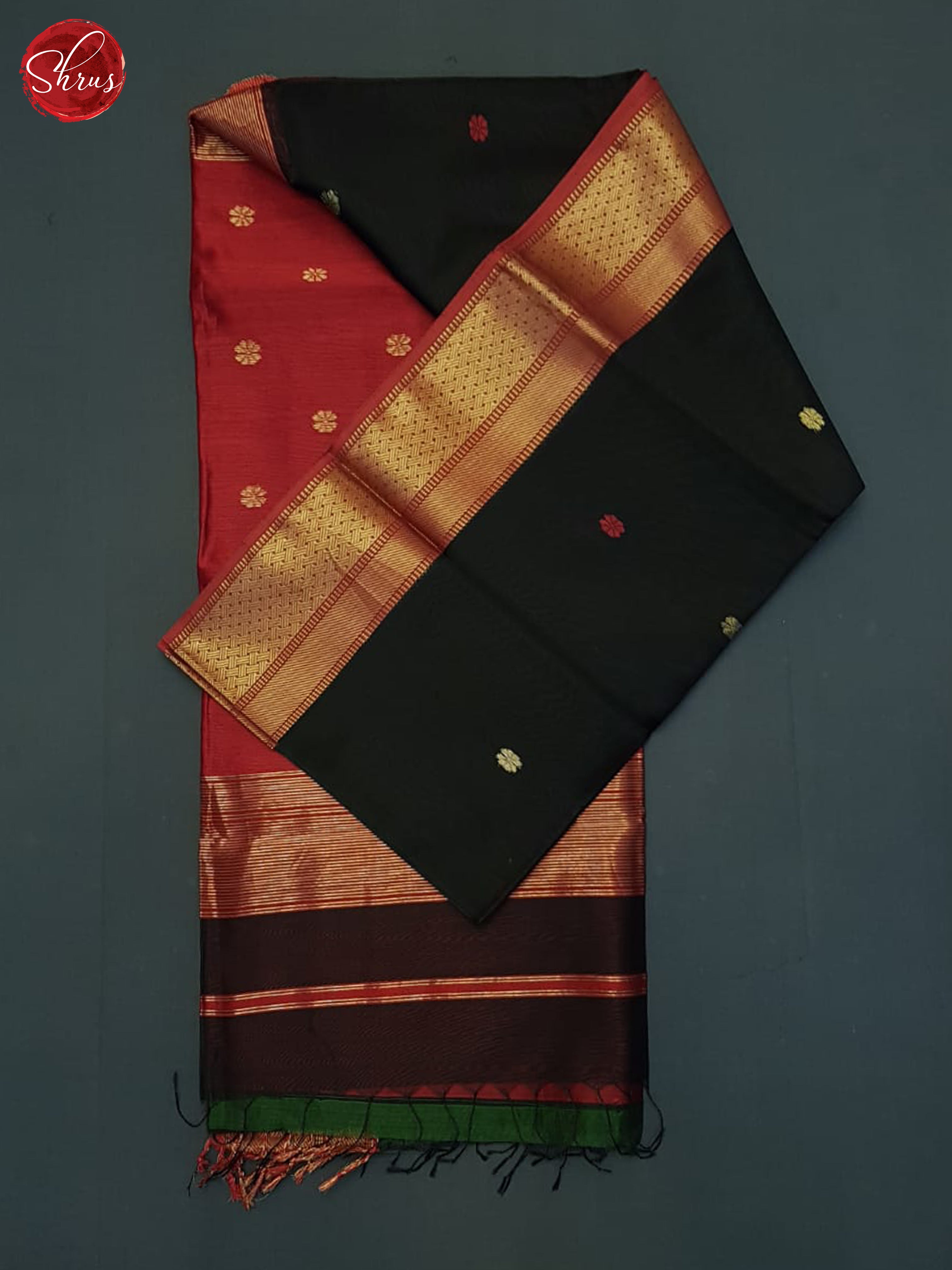 Black & Red - Maheshwari Silk Cotton Saree - Shop on ShrusEternity.com