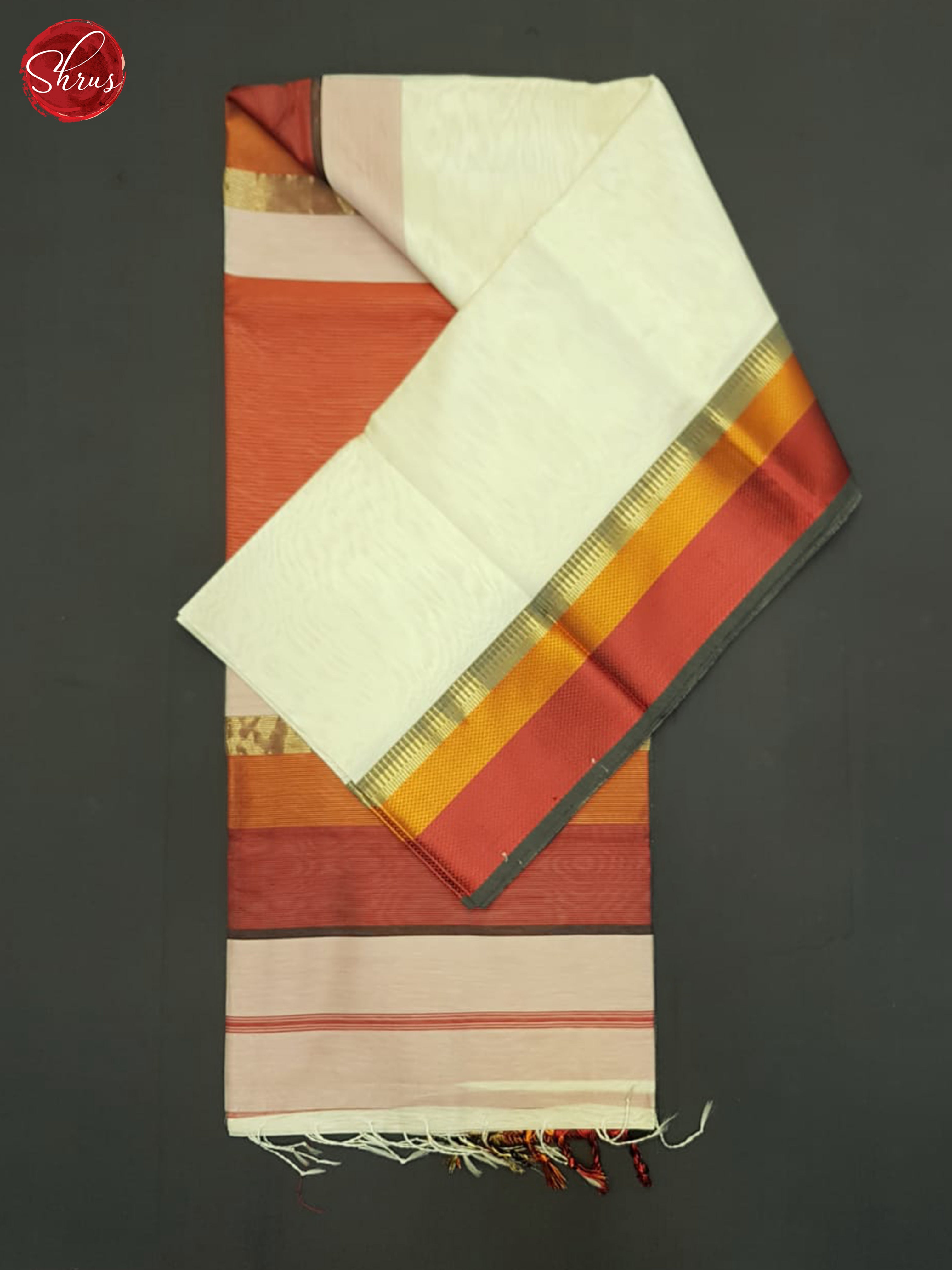 Cream And Red- Maheshwari Silk Cotton Saree - Shop on ShrusEternity.com