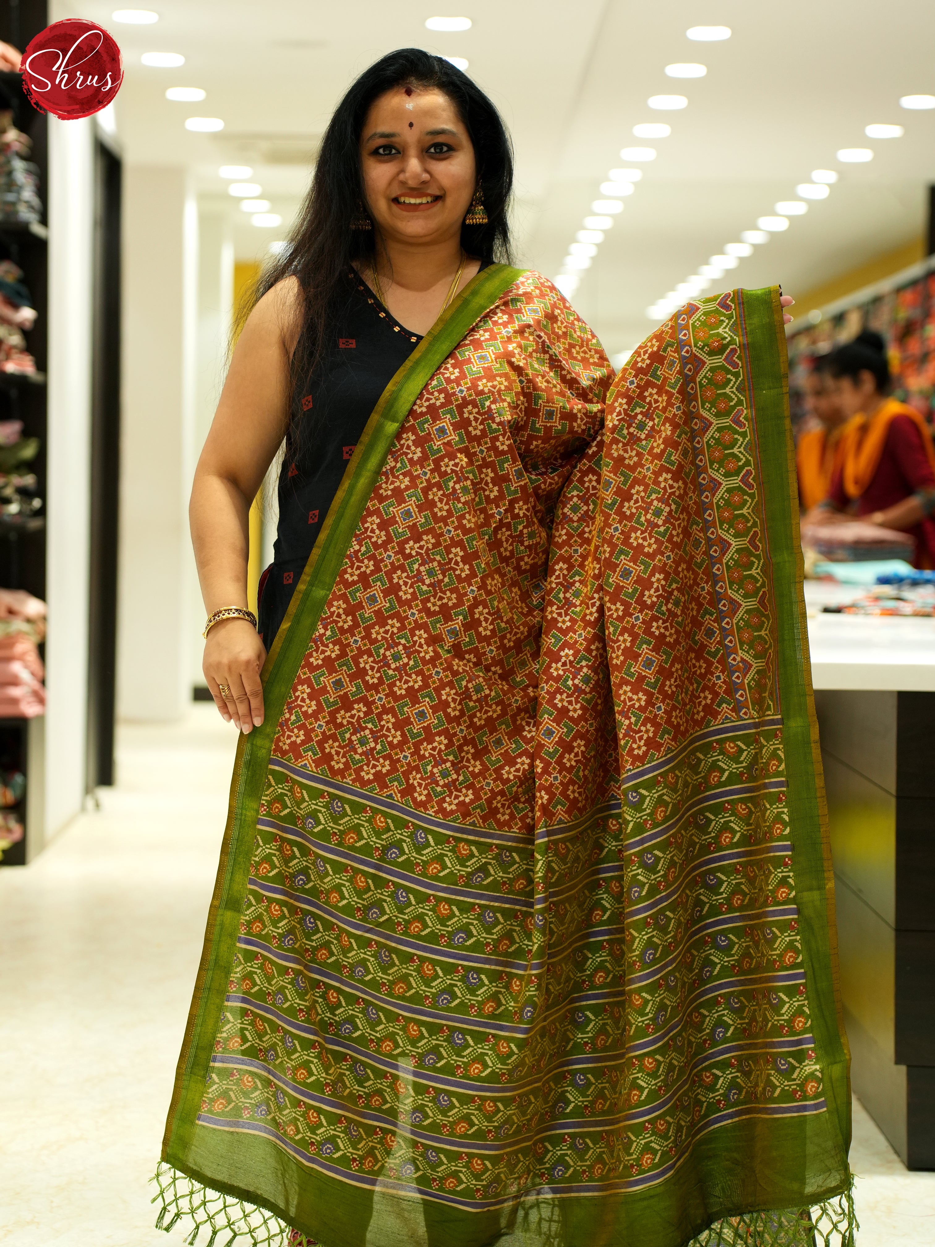 Brick & Green - Dupatta - Shop on ShrusEternity.com