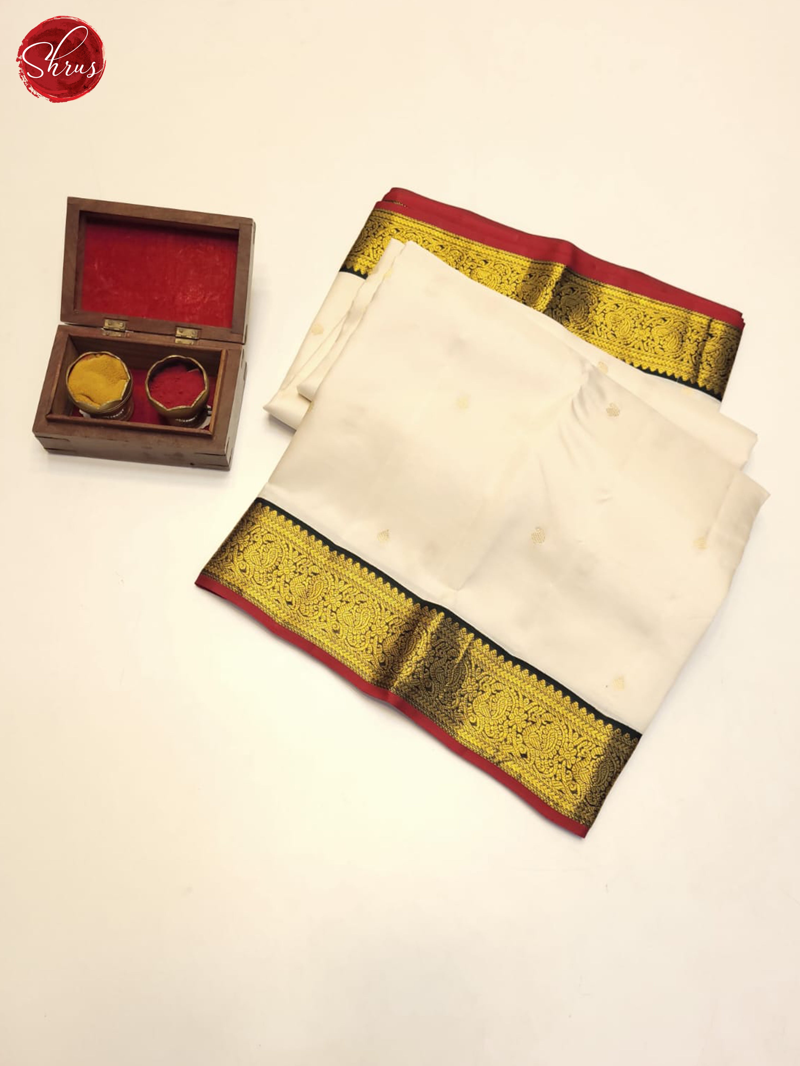 Cream & Green - Kanchipuram silk Saree