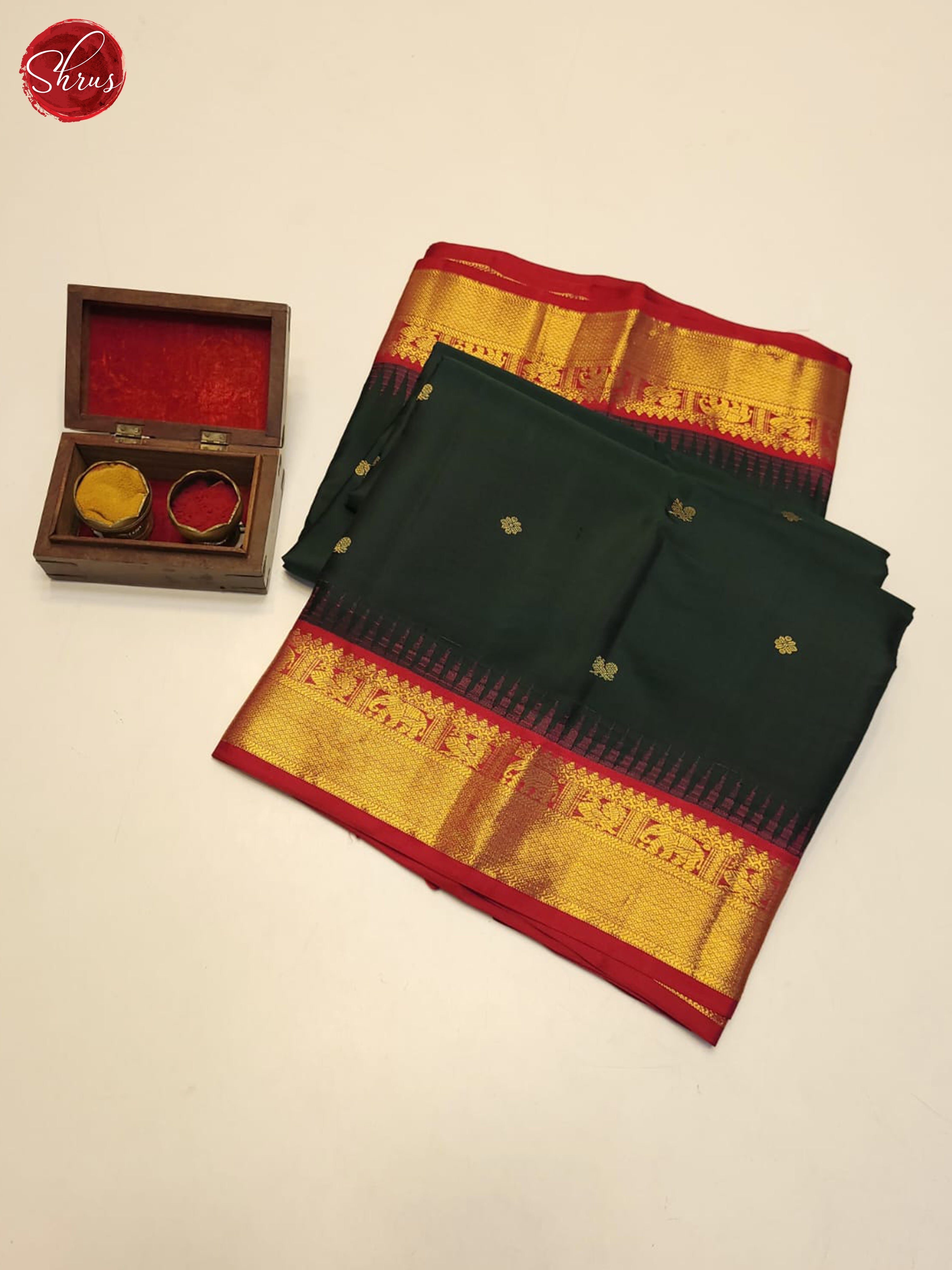 Green And Red - Kanchipuram Silk Saree