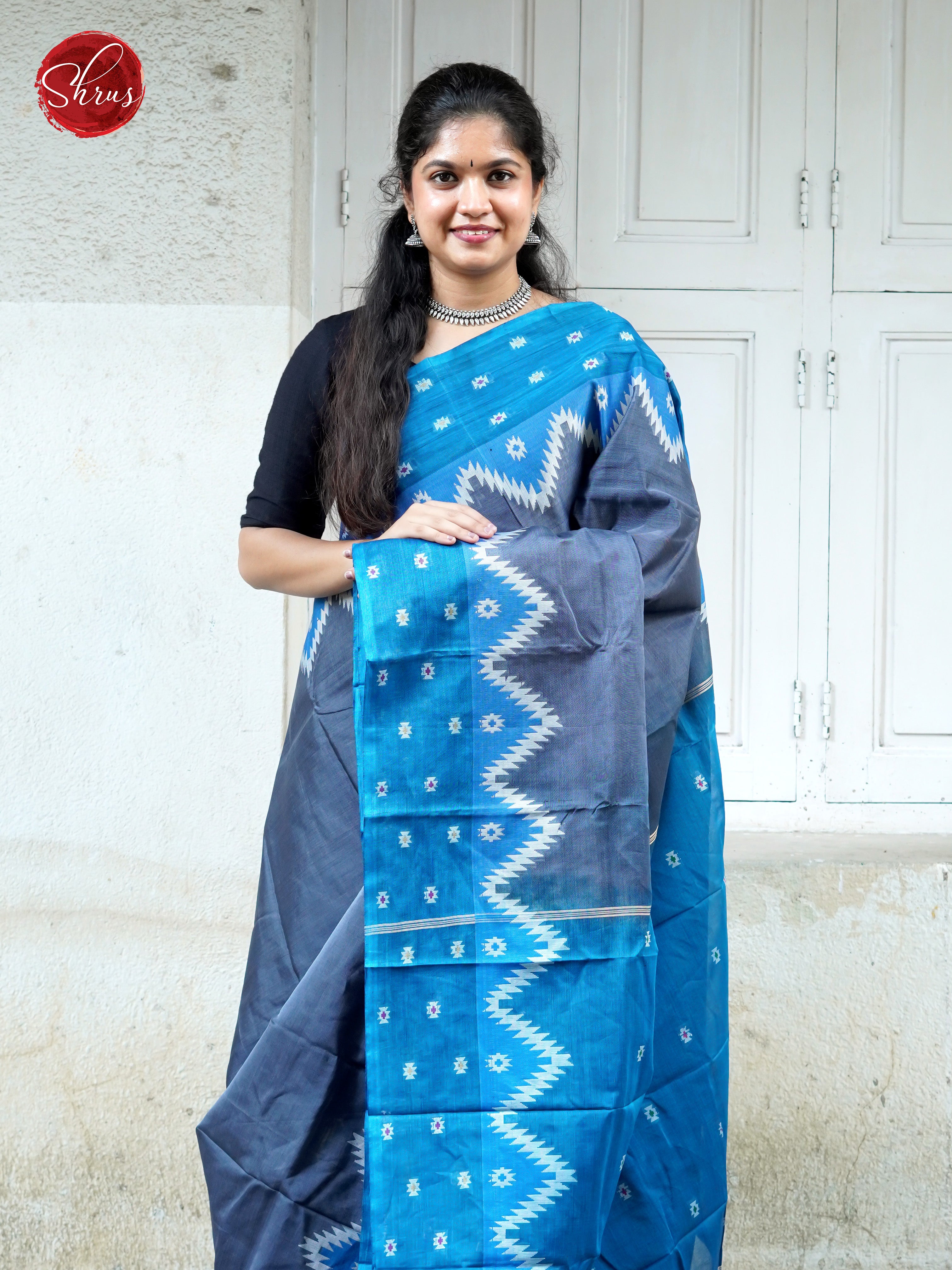 Grey & Blue - Dhakhai cotton - Shop on ShrusEternity.com