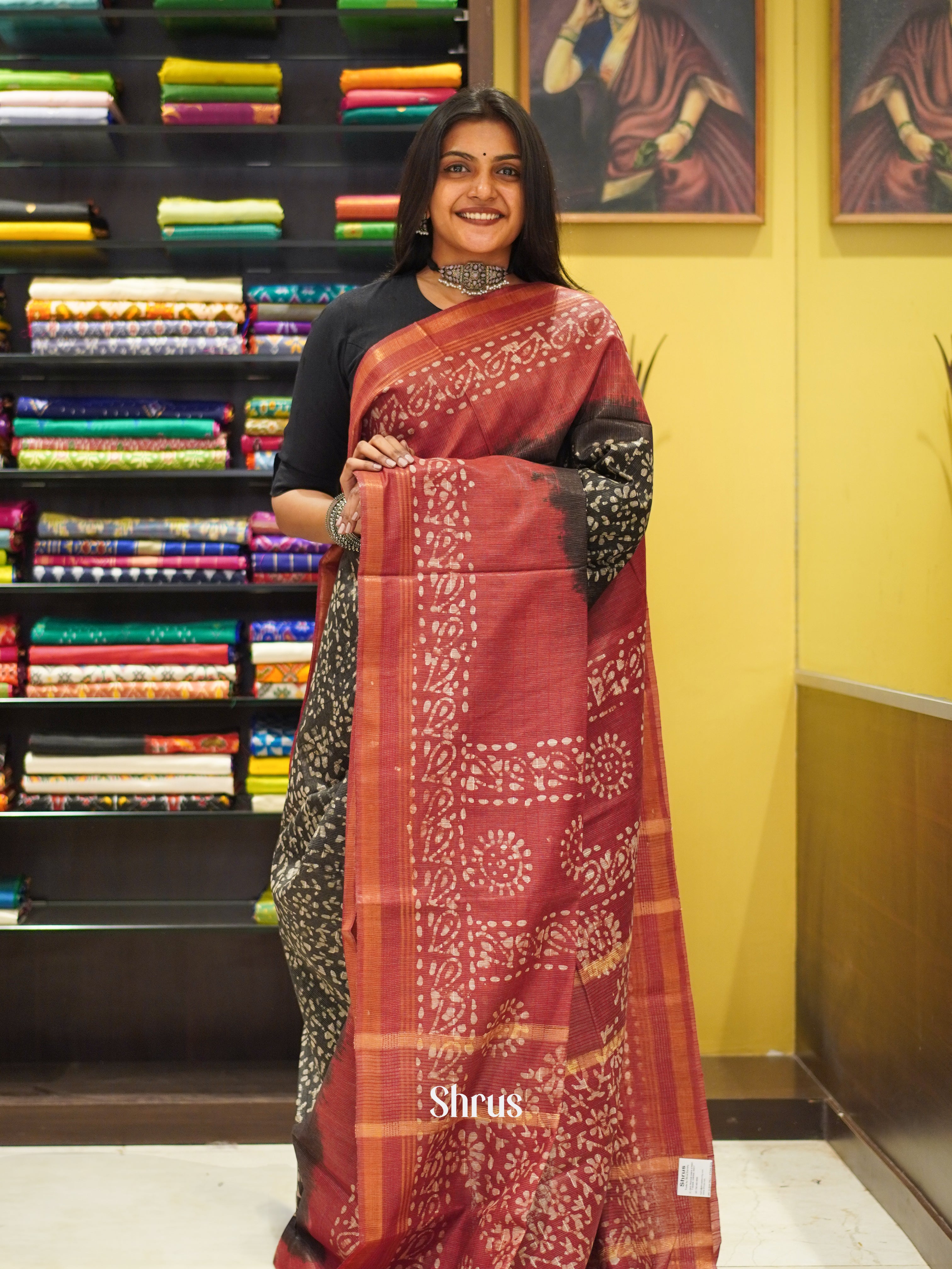 Black & Red - Bhatik Saree - Shop on ShrusEternity.com