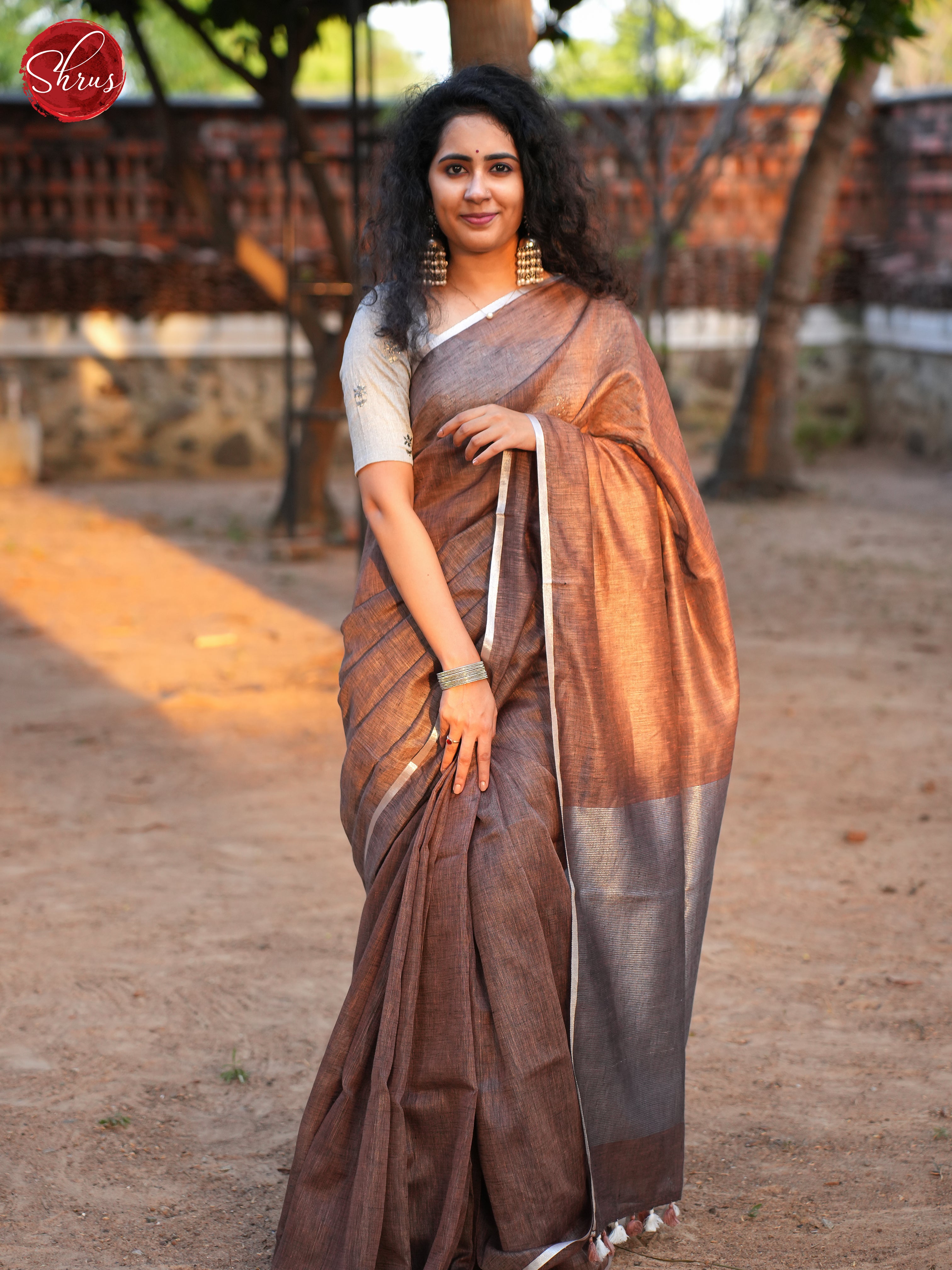 Brown(Single Tone) - Linen Saree - Shop on ShrusEternity.com