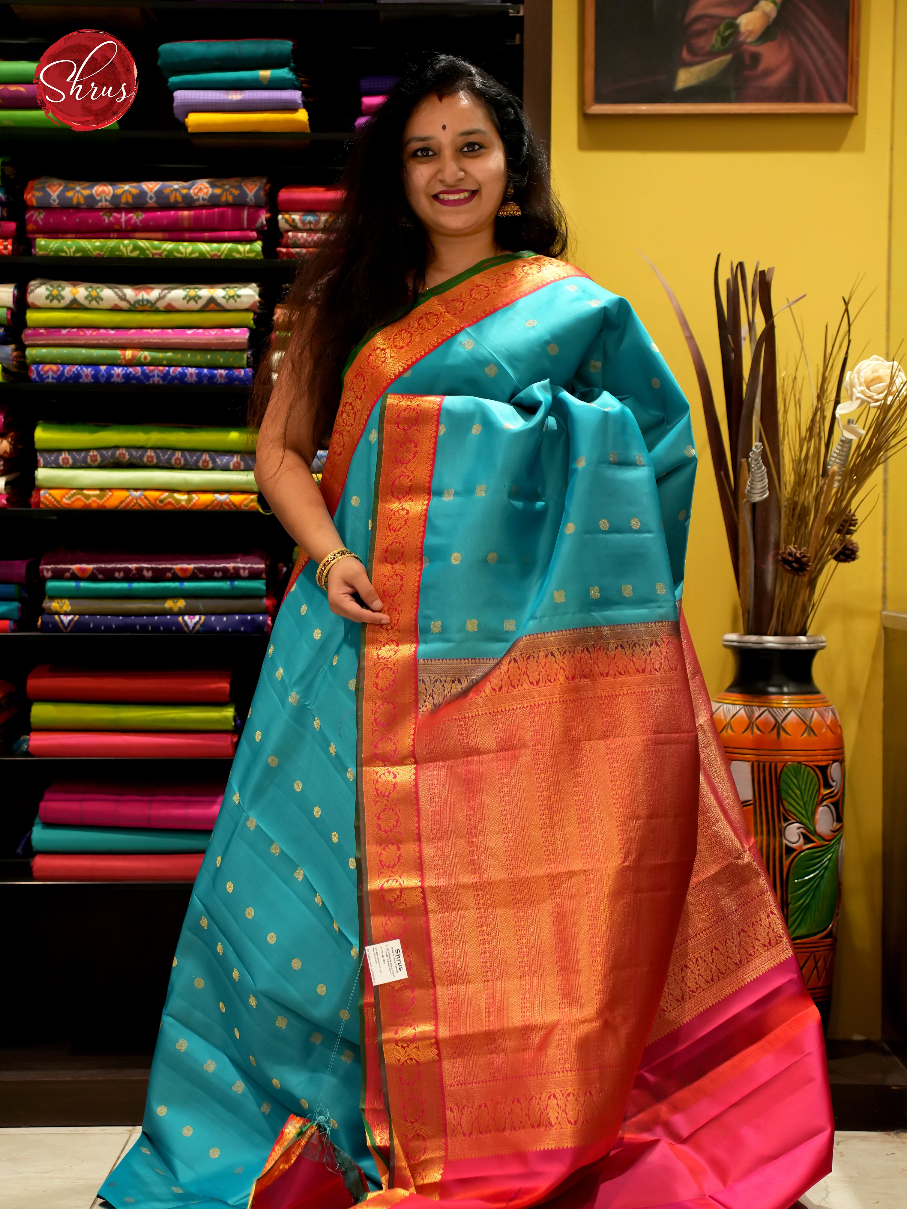 CDS24009 - Kanchipuram silk - Shop on ShrusEternity.com