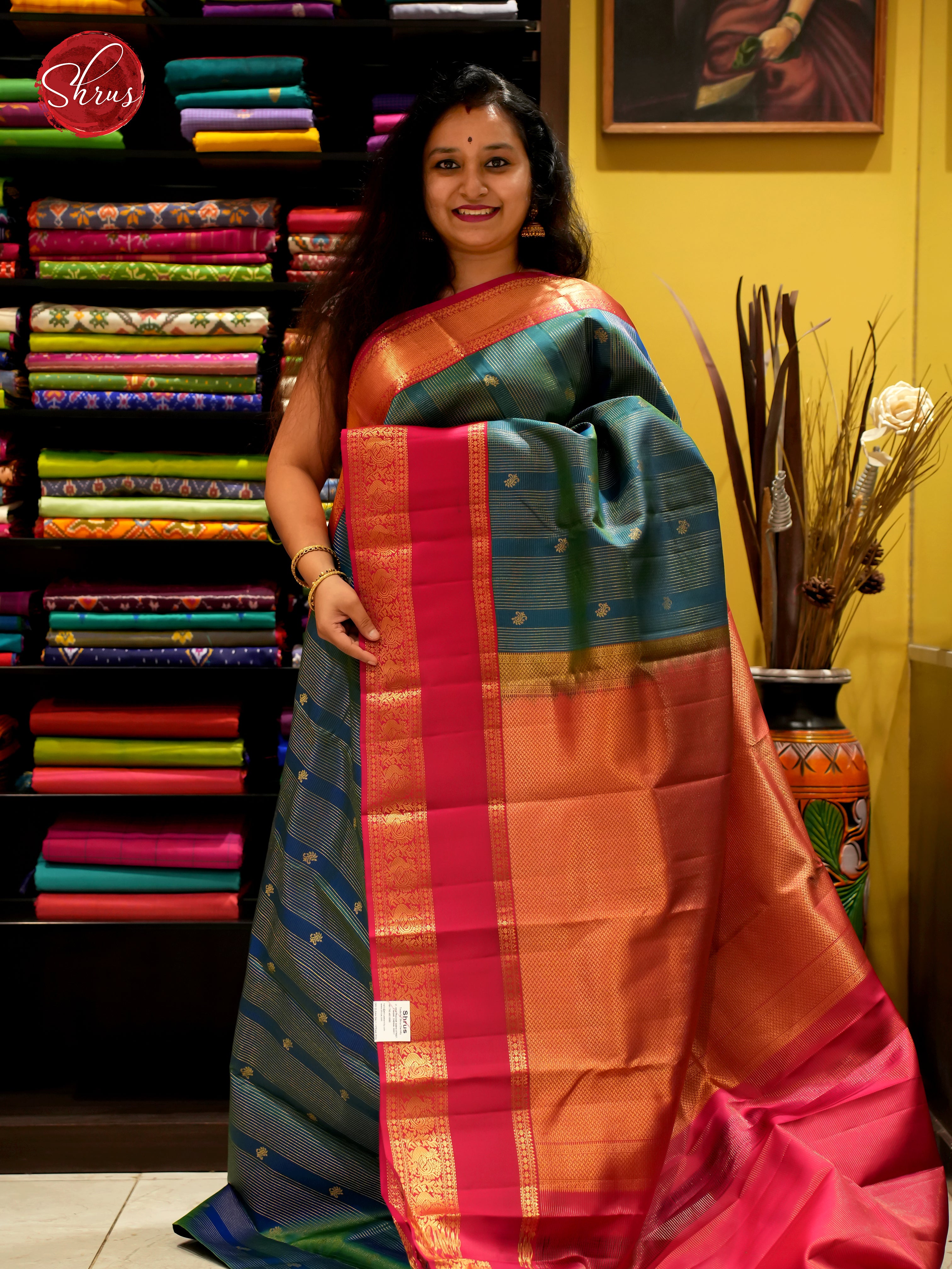 CDS24024 - Kanchipuram silk - Shop on ShrusEternity.com