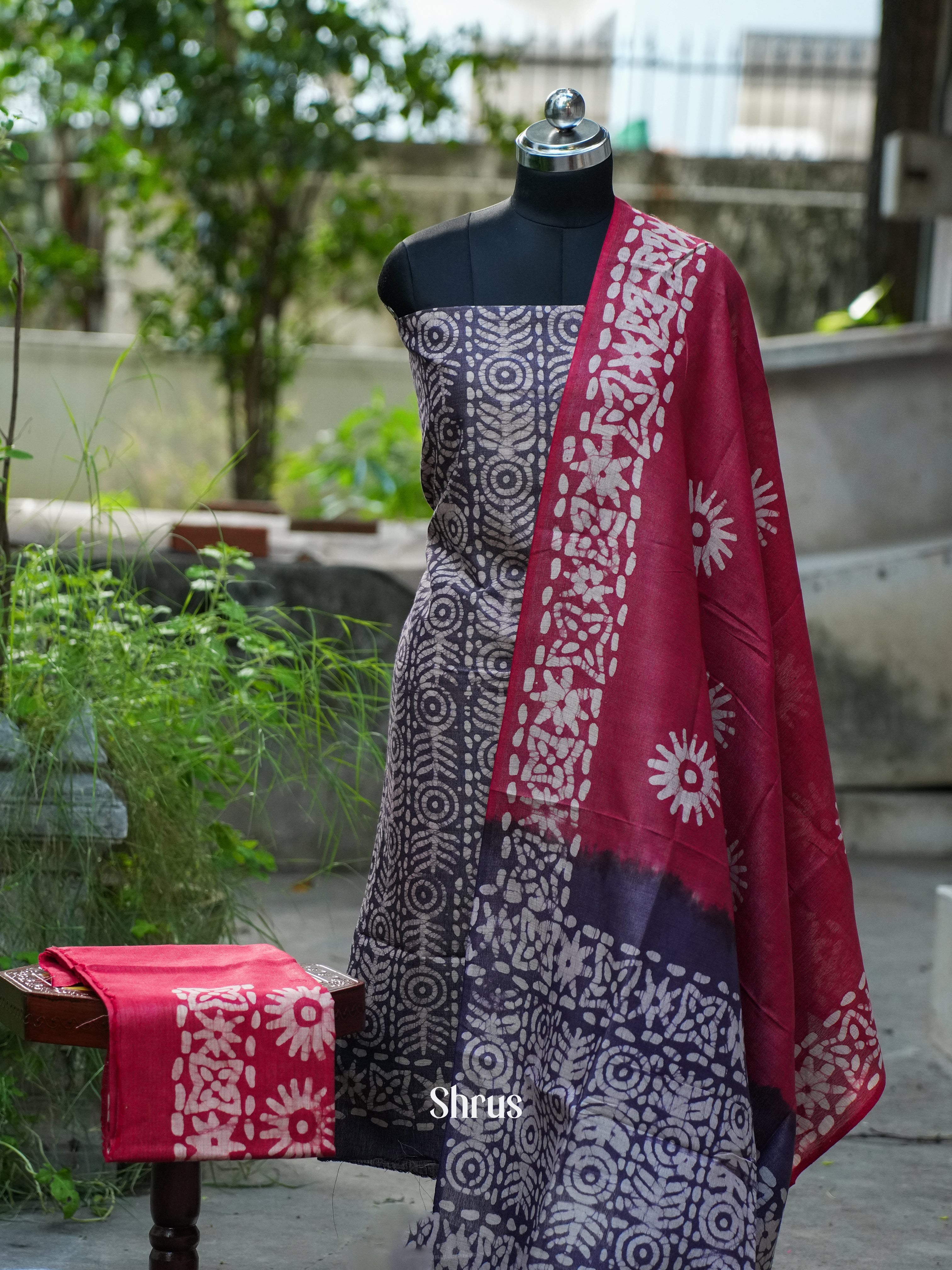 Grey & Red - Bhatik salwar - Shop on ShrusEternity.com