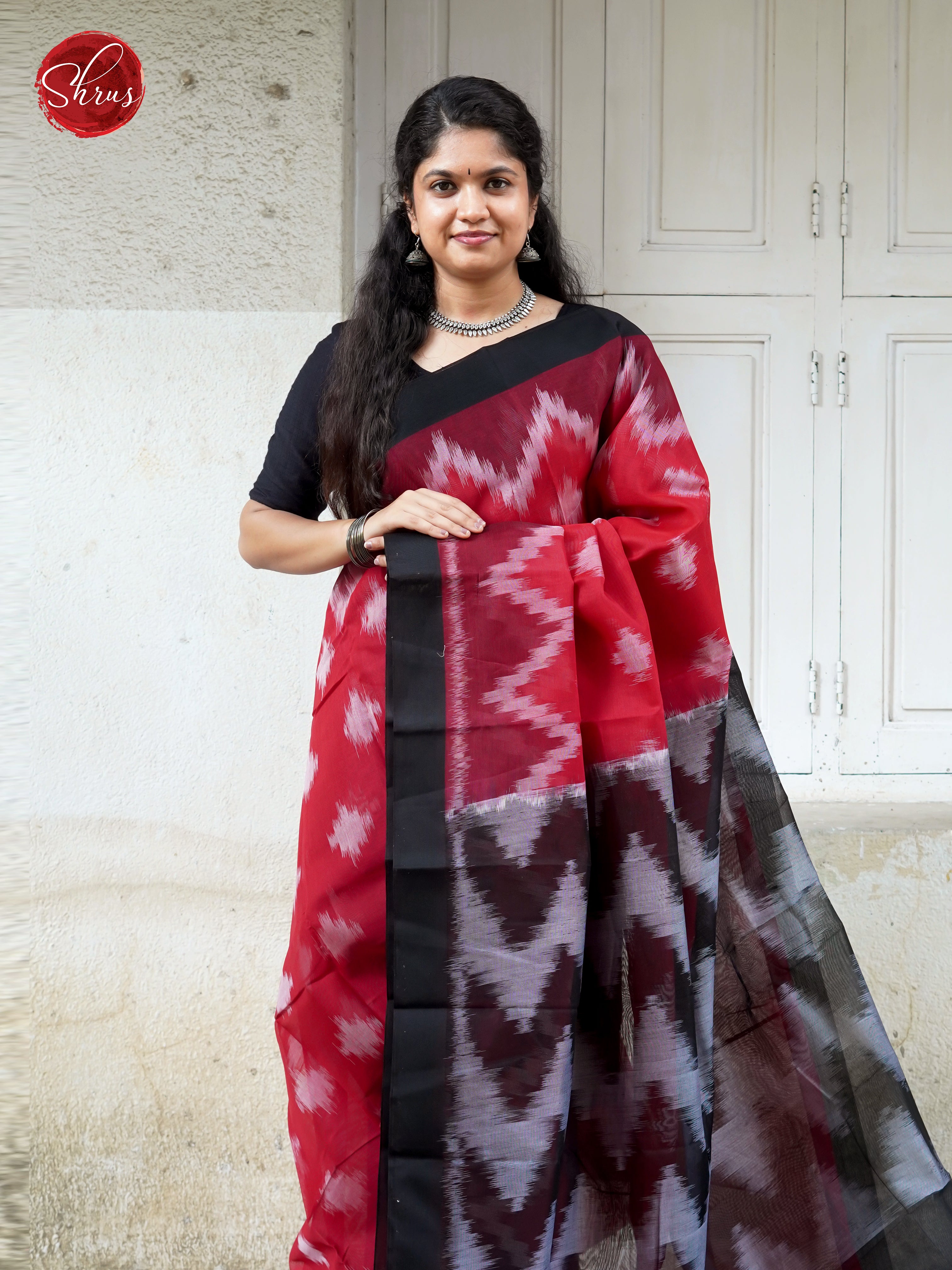 Red & Black - Dhakhai cotton - Shop on ShrusEternity.com