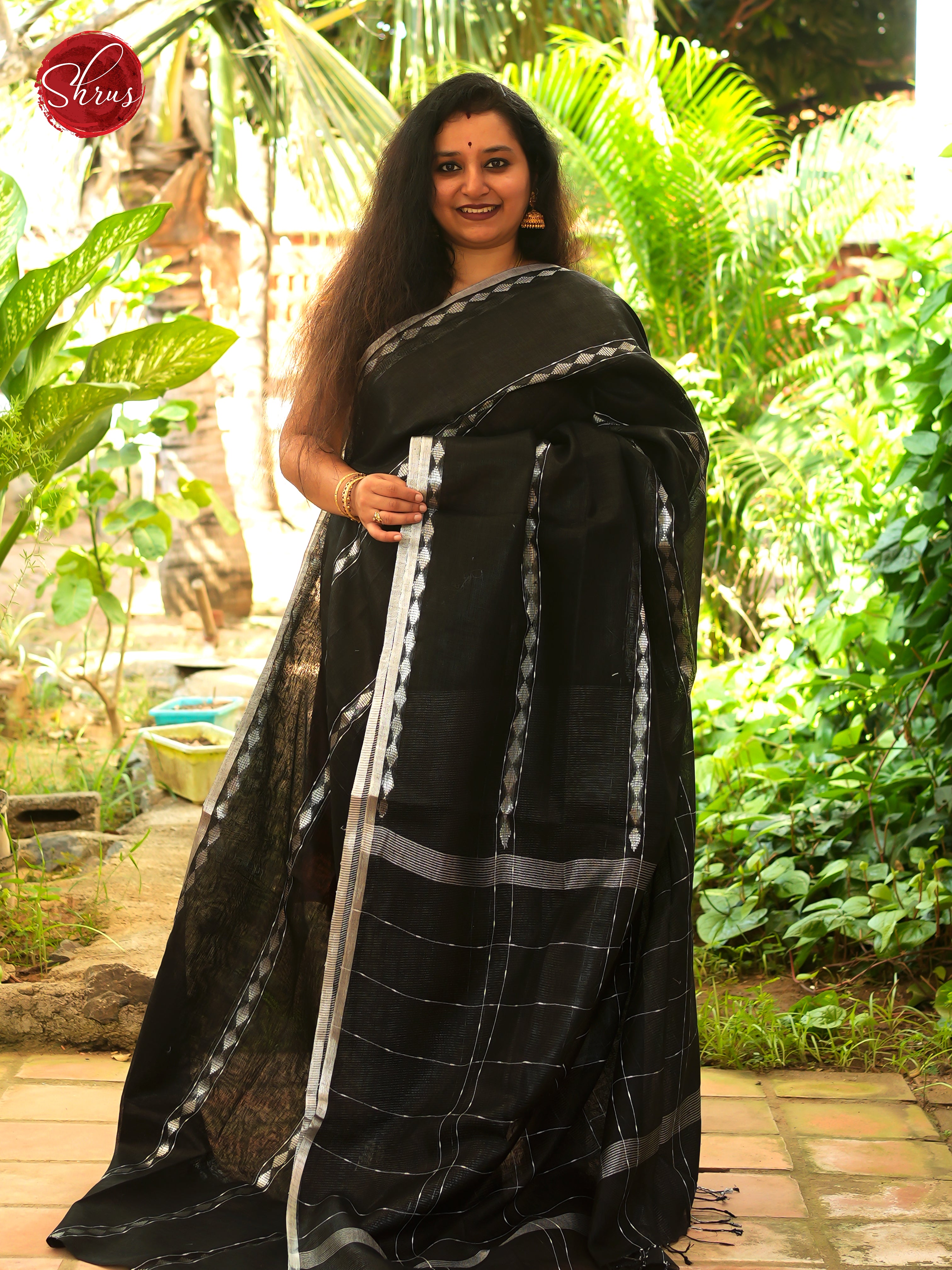 Black & Grey - Linen Saree - Shop on ShrusEternity.com