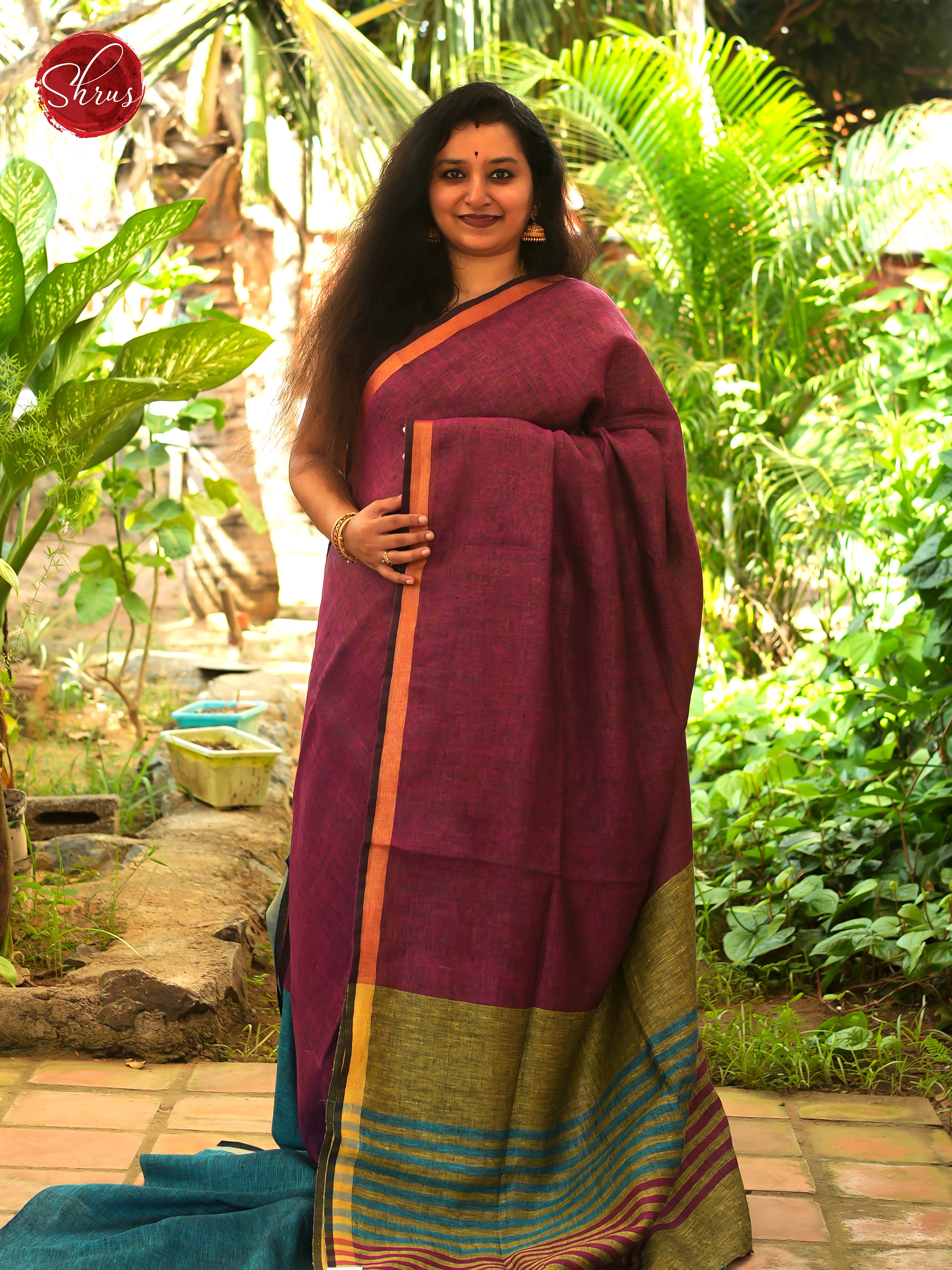 Maroon & Green - Linen Saree - Shop on ShrusEternity.com