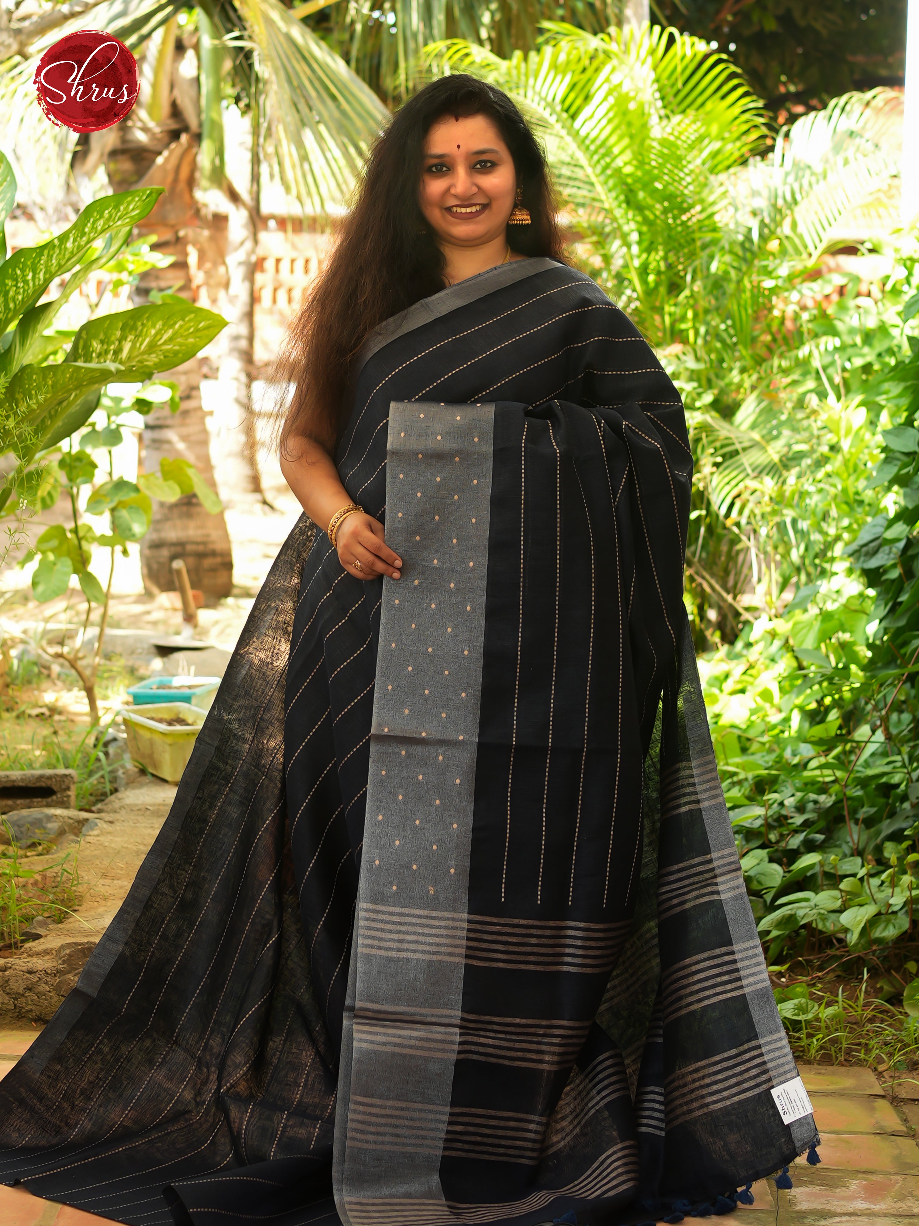 Black & Grey - Linen Saree - Shop on ShrusEternity.com