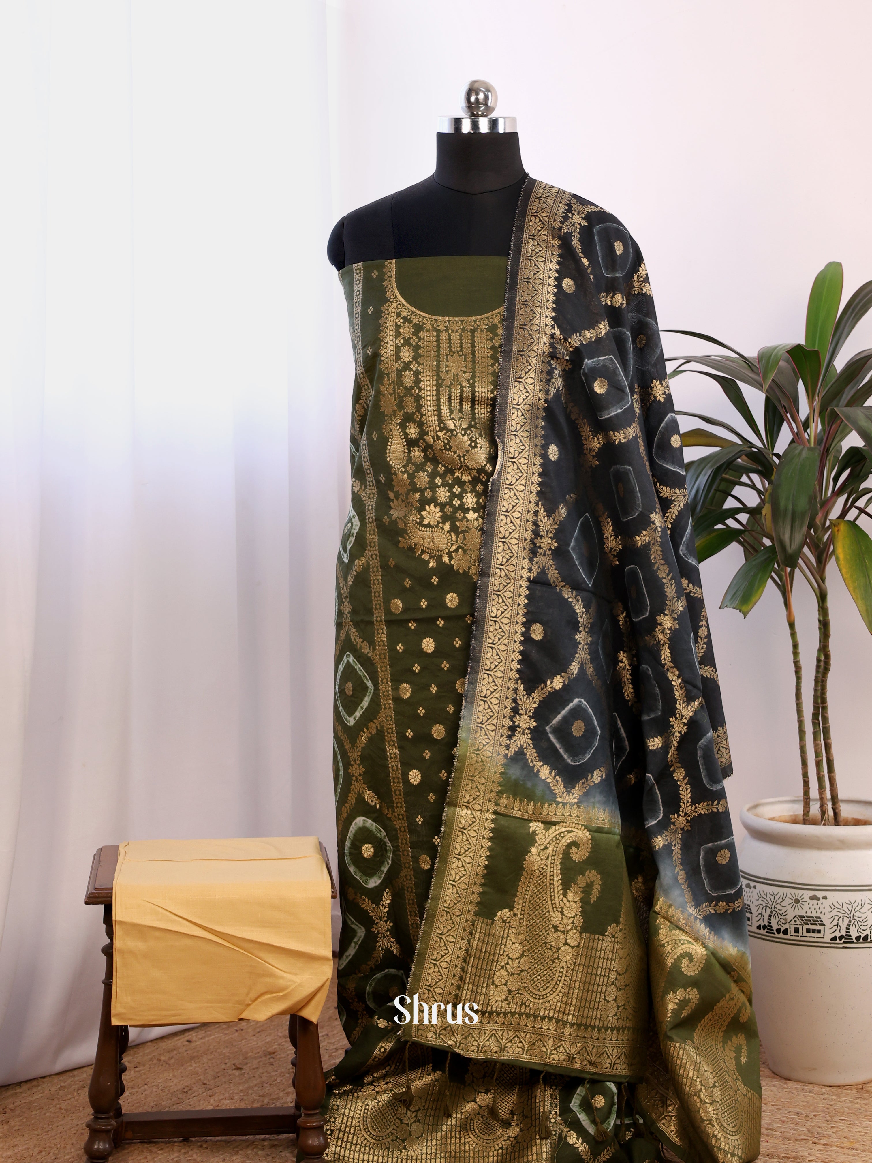 CES02052 - North silkcotton salwar