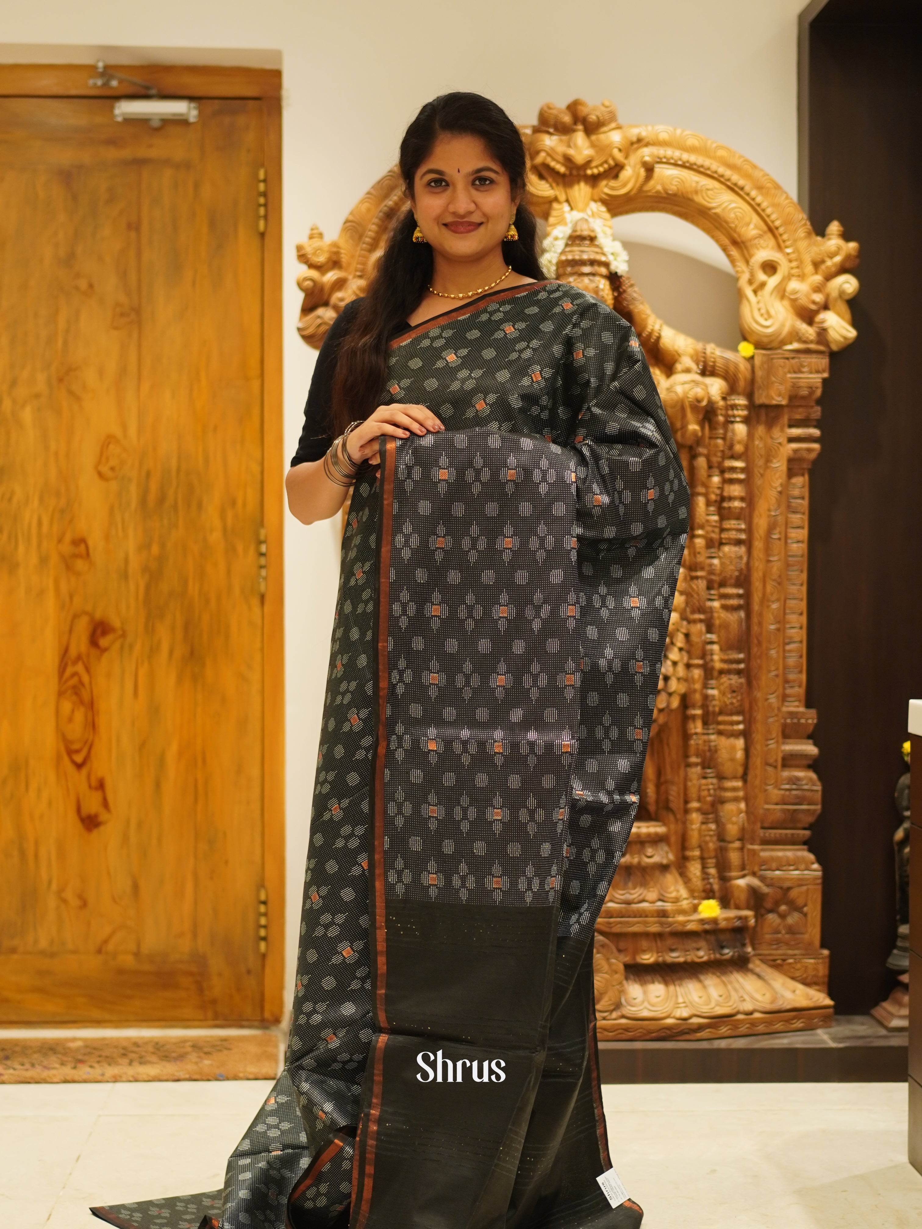 Green (Single Tone)- Semi Tussar Saree - Shop on ShrusEternity.com