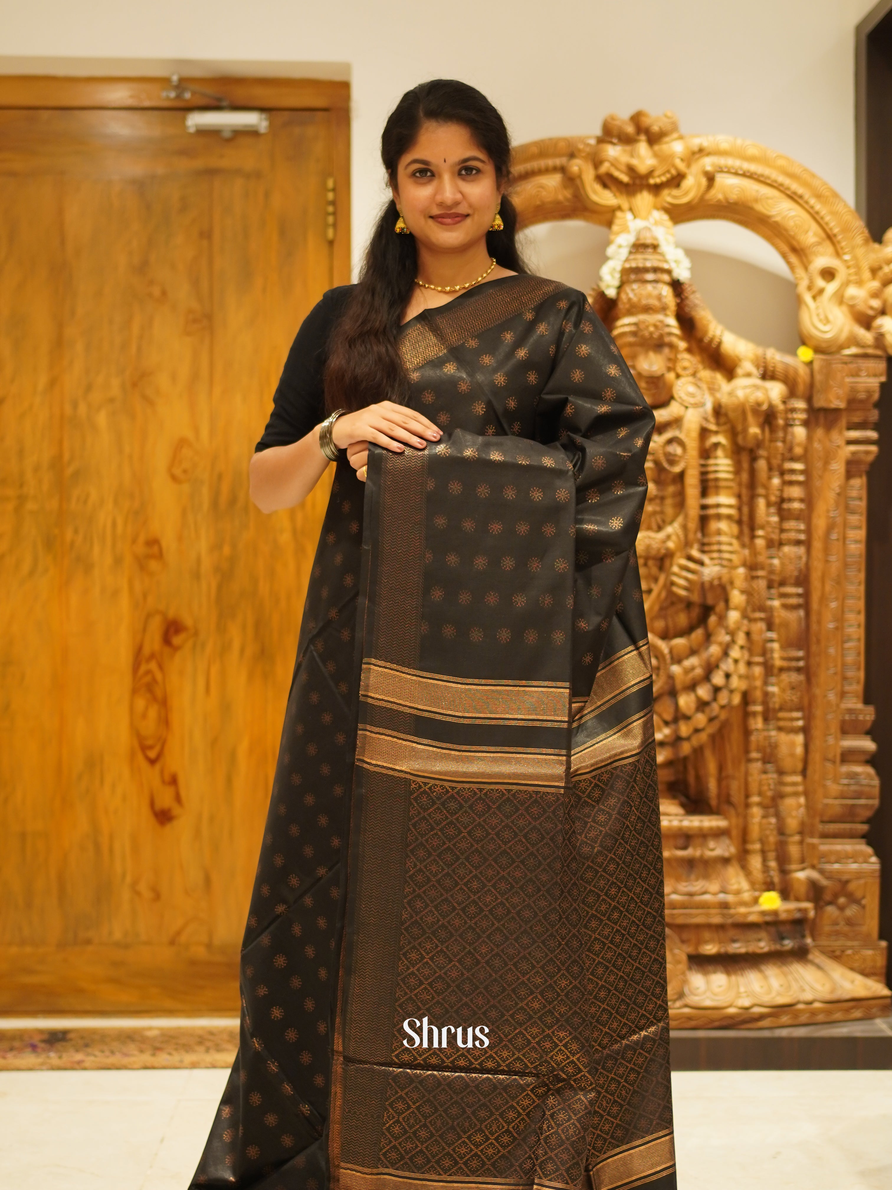 Grey (Single Tone)- Semi Tussar Saree - Shop on ShrusEternity.com