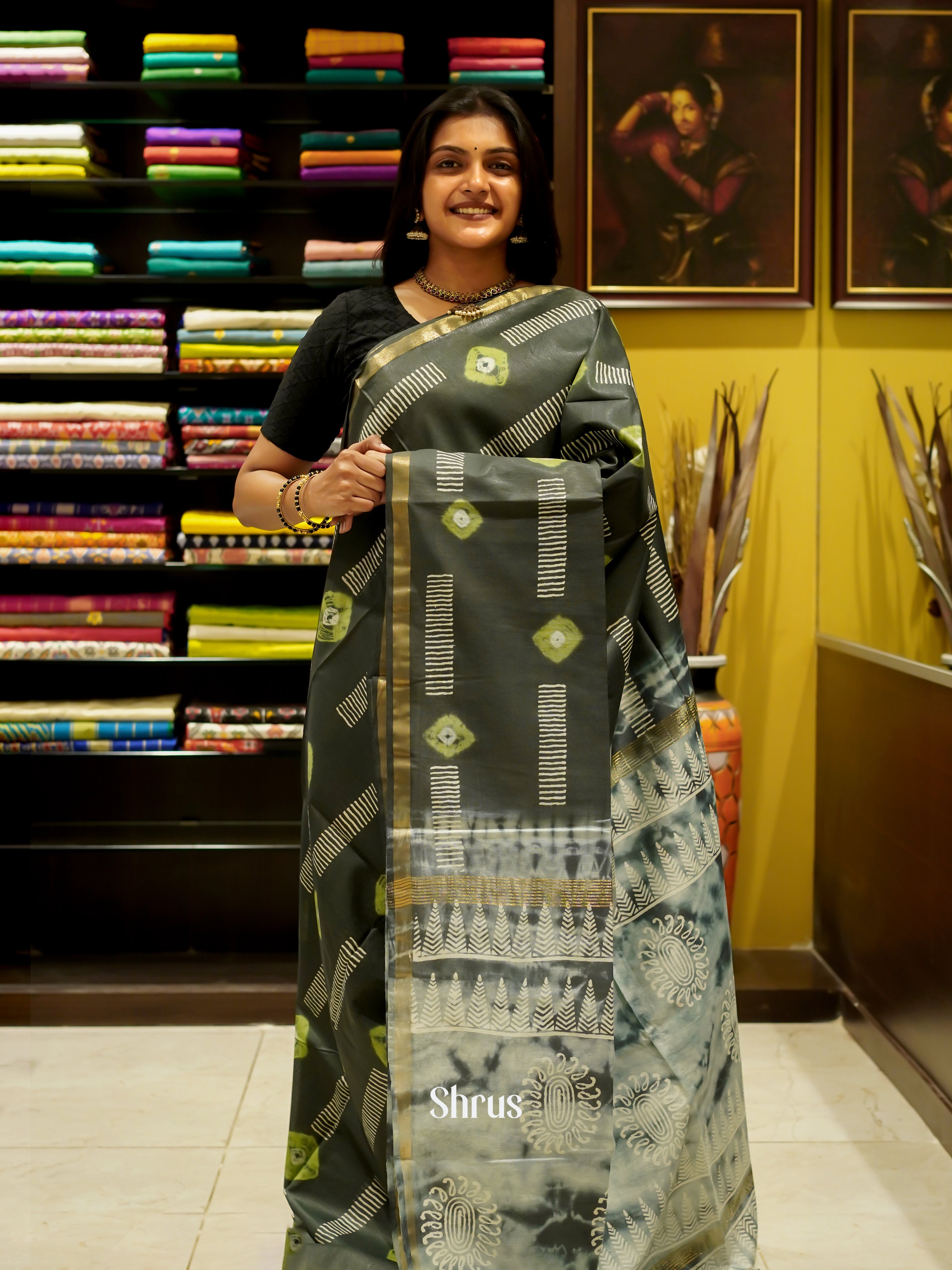 Dark Green & Cream- Bhatik Saree - Shop on ShrusEternity.com